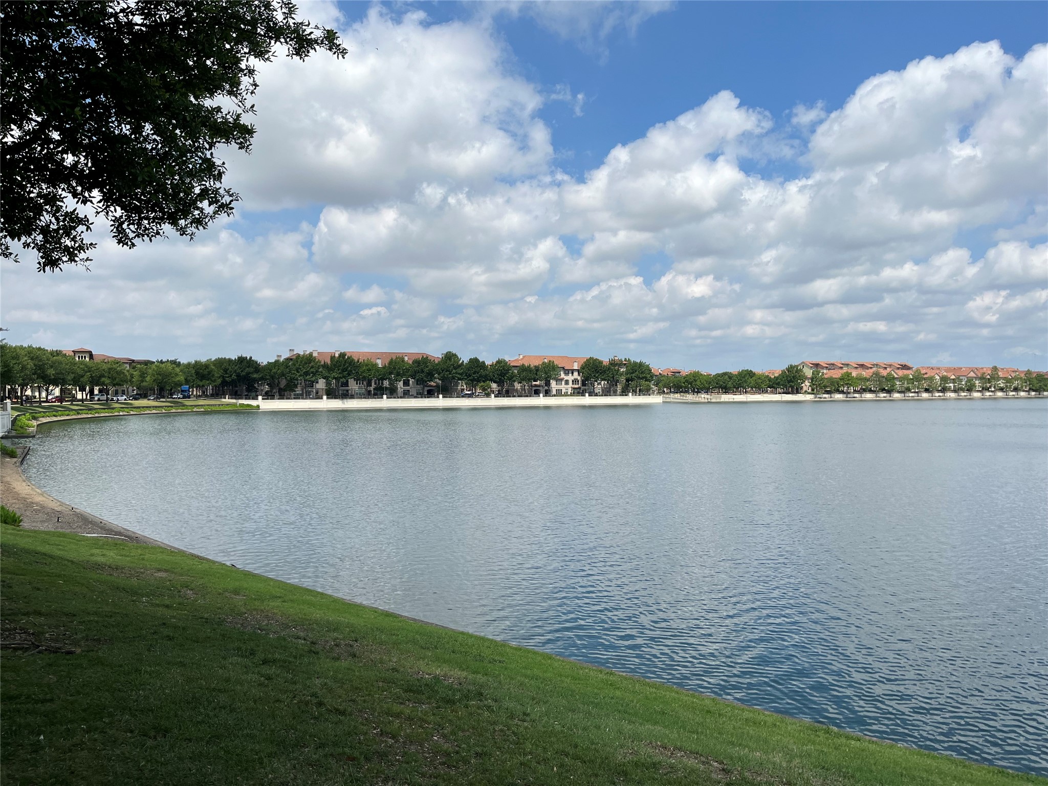 817 La Cima Irving TX 75039