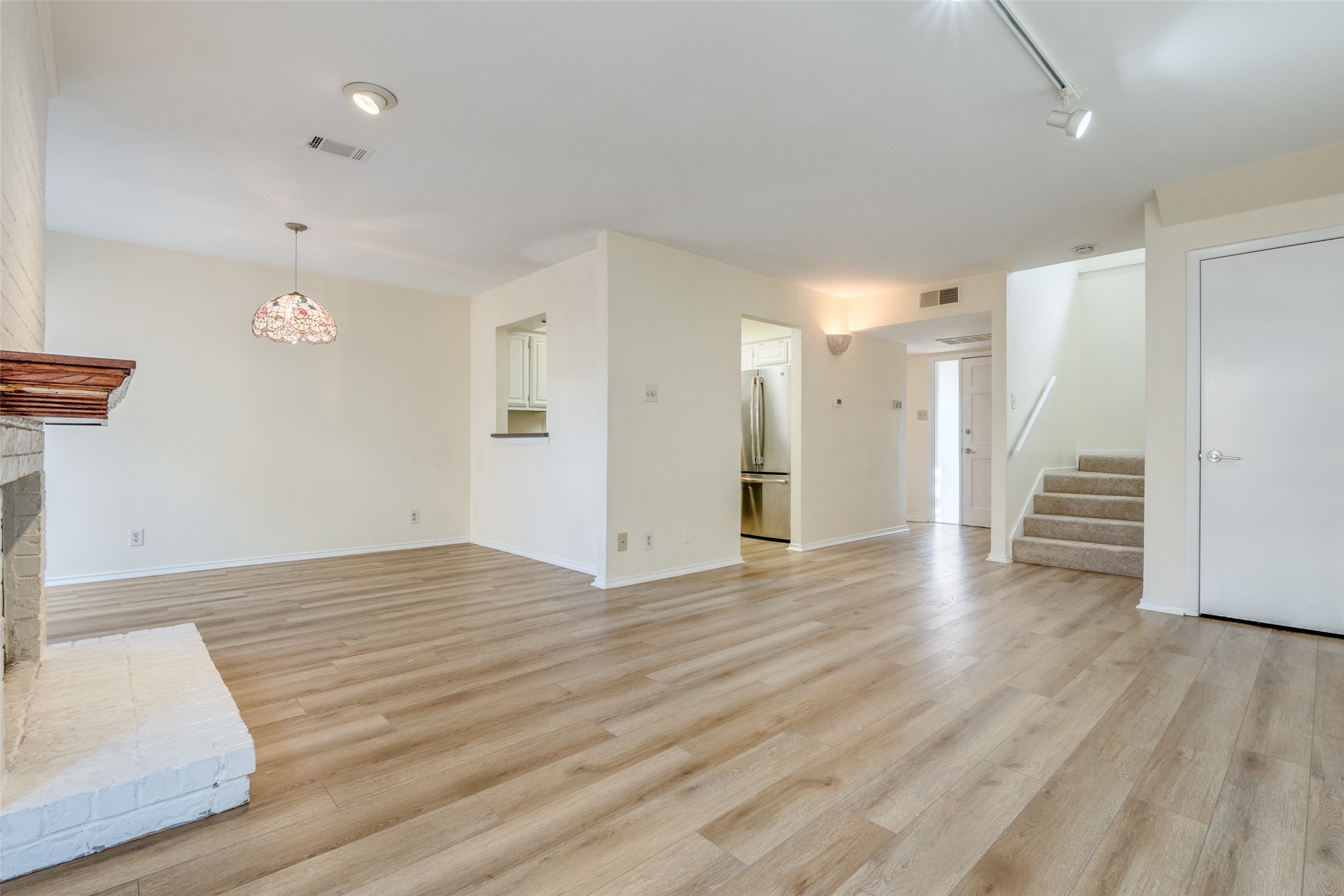 4223 Cole Avenue Dallas TX 75205
