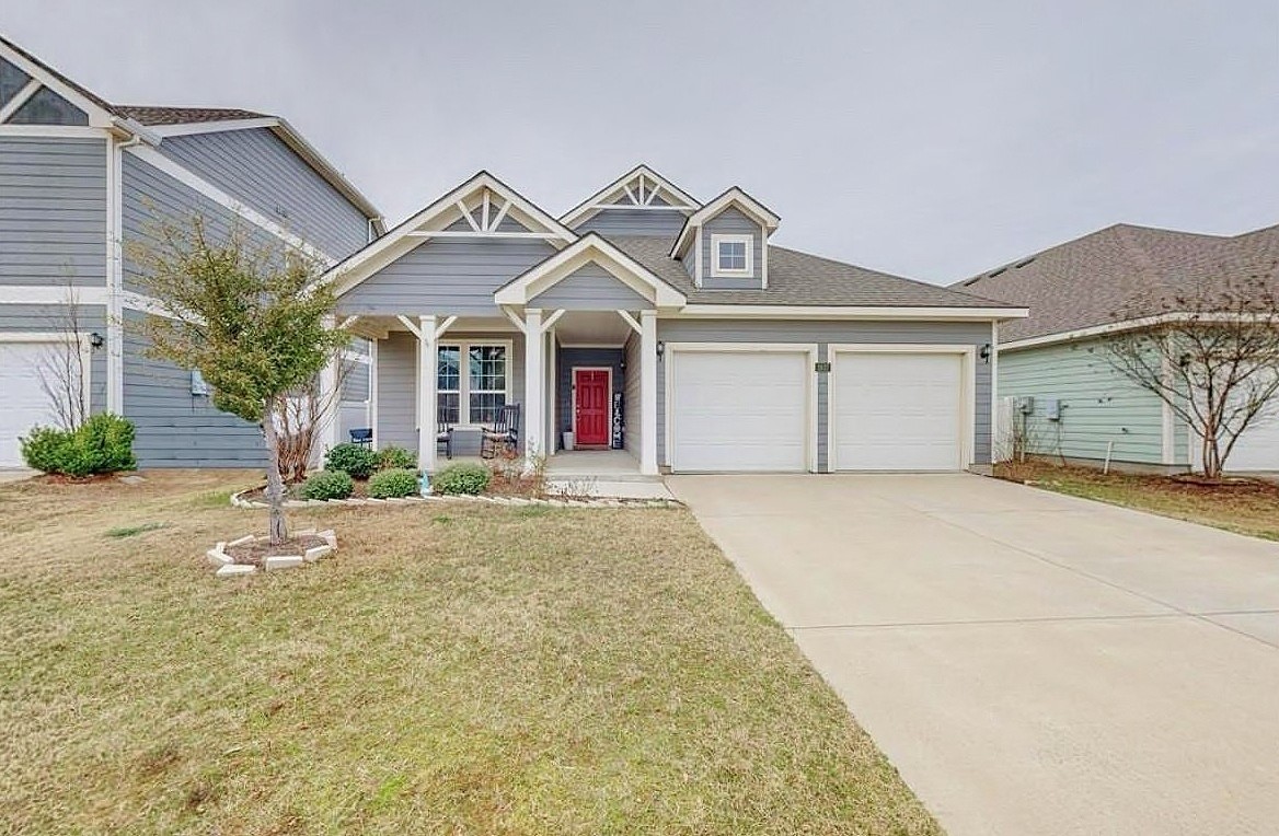 1637 Hinckley Avenue Providence Village TX 76227