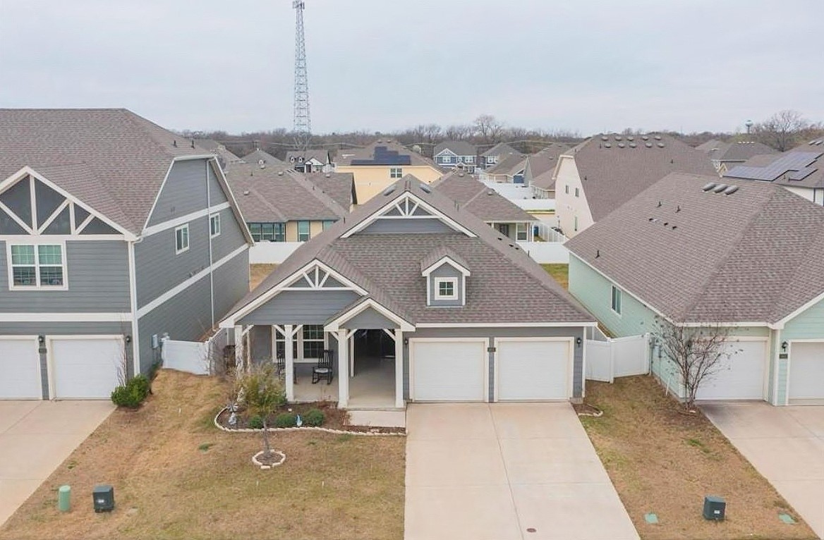 1637 Hinckley Avenue Providence Village TX 76227