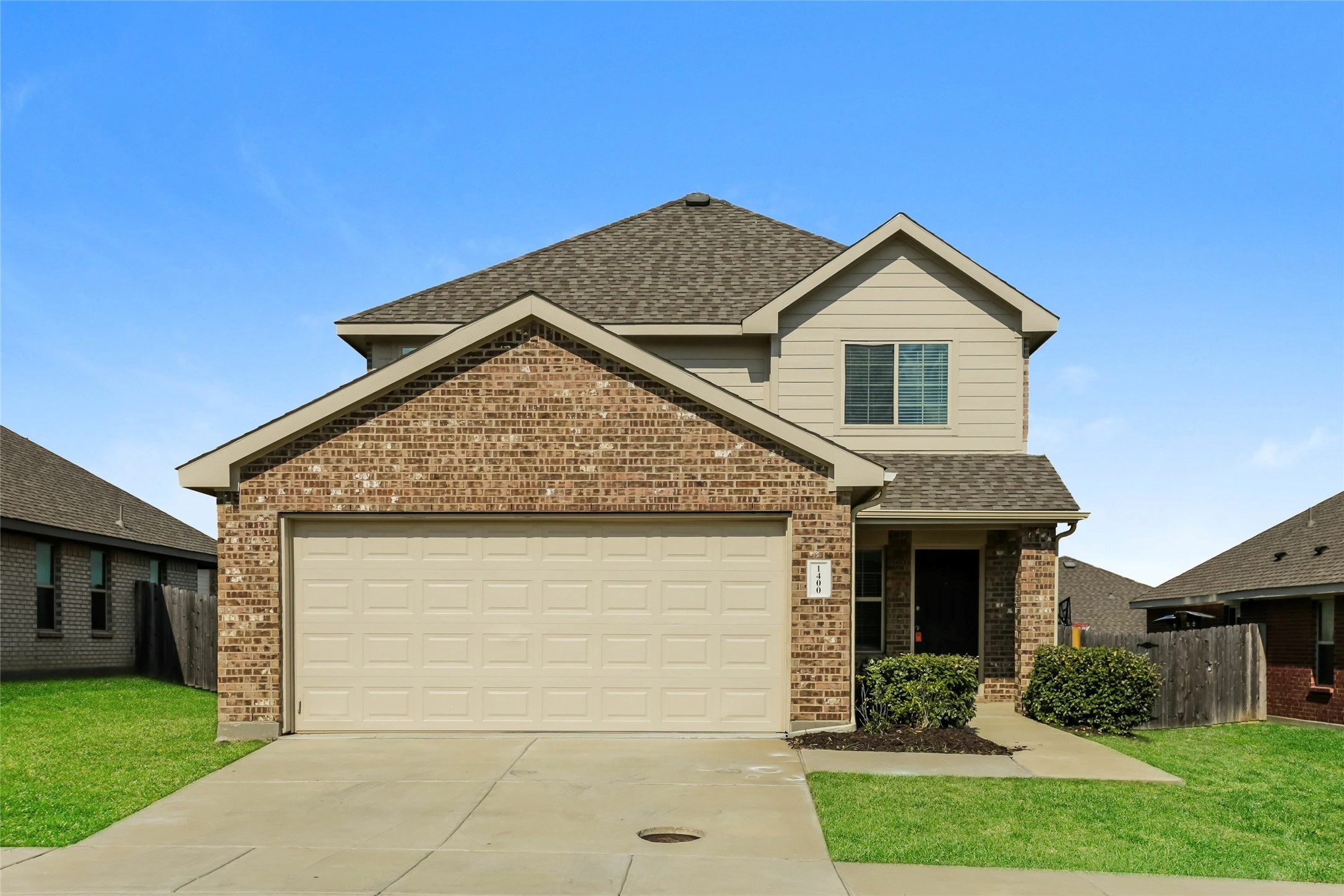 1400 Starling Lane Ennis TX 75119