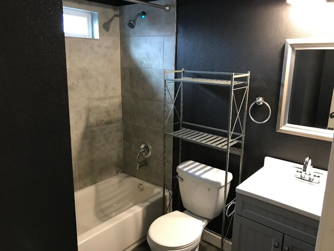 512 Freeman Drive Garland TX 75040