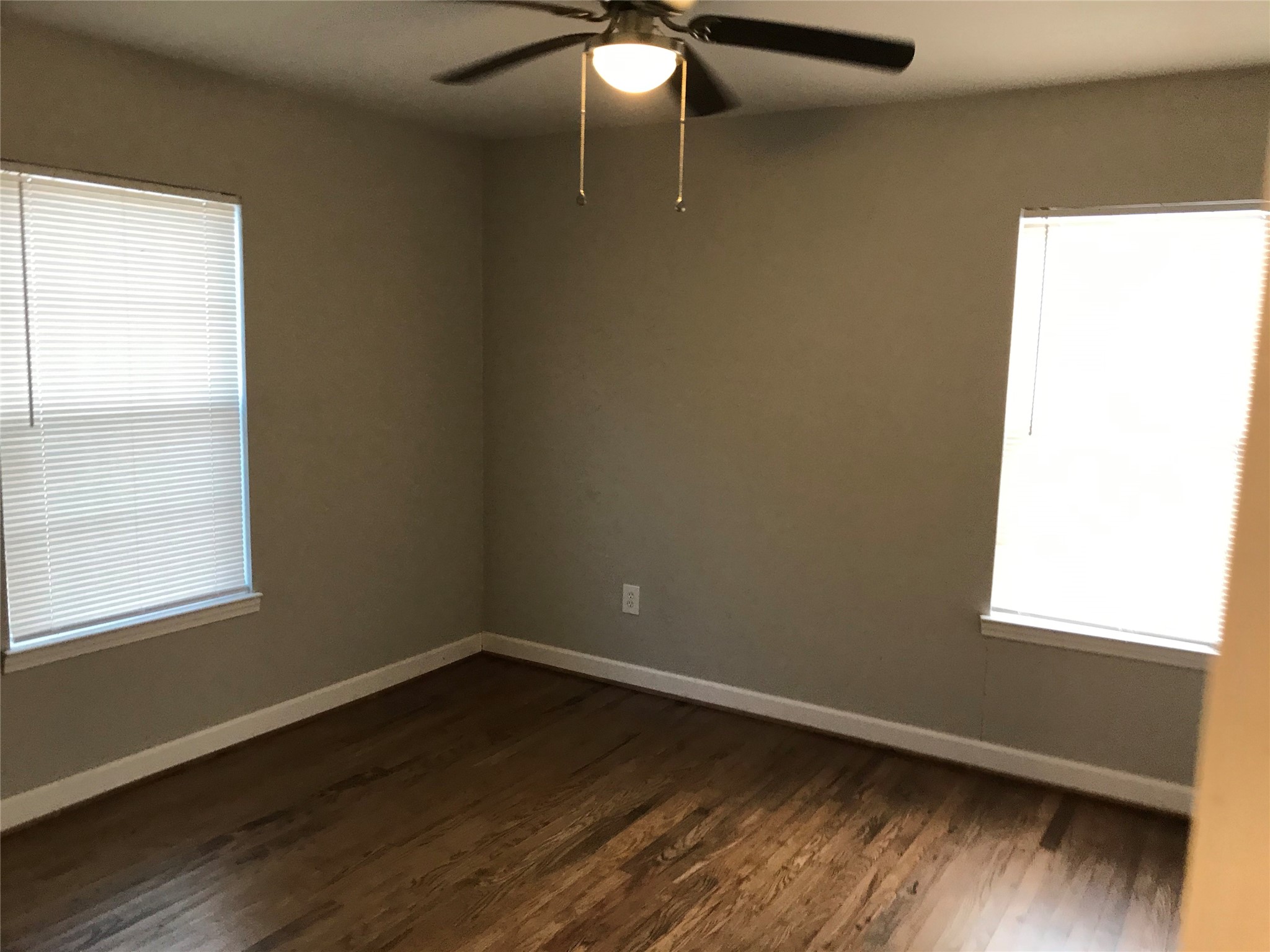 512 Freeman Drive Garland TX 75040