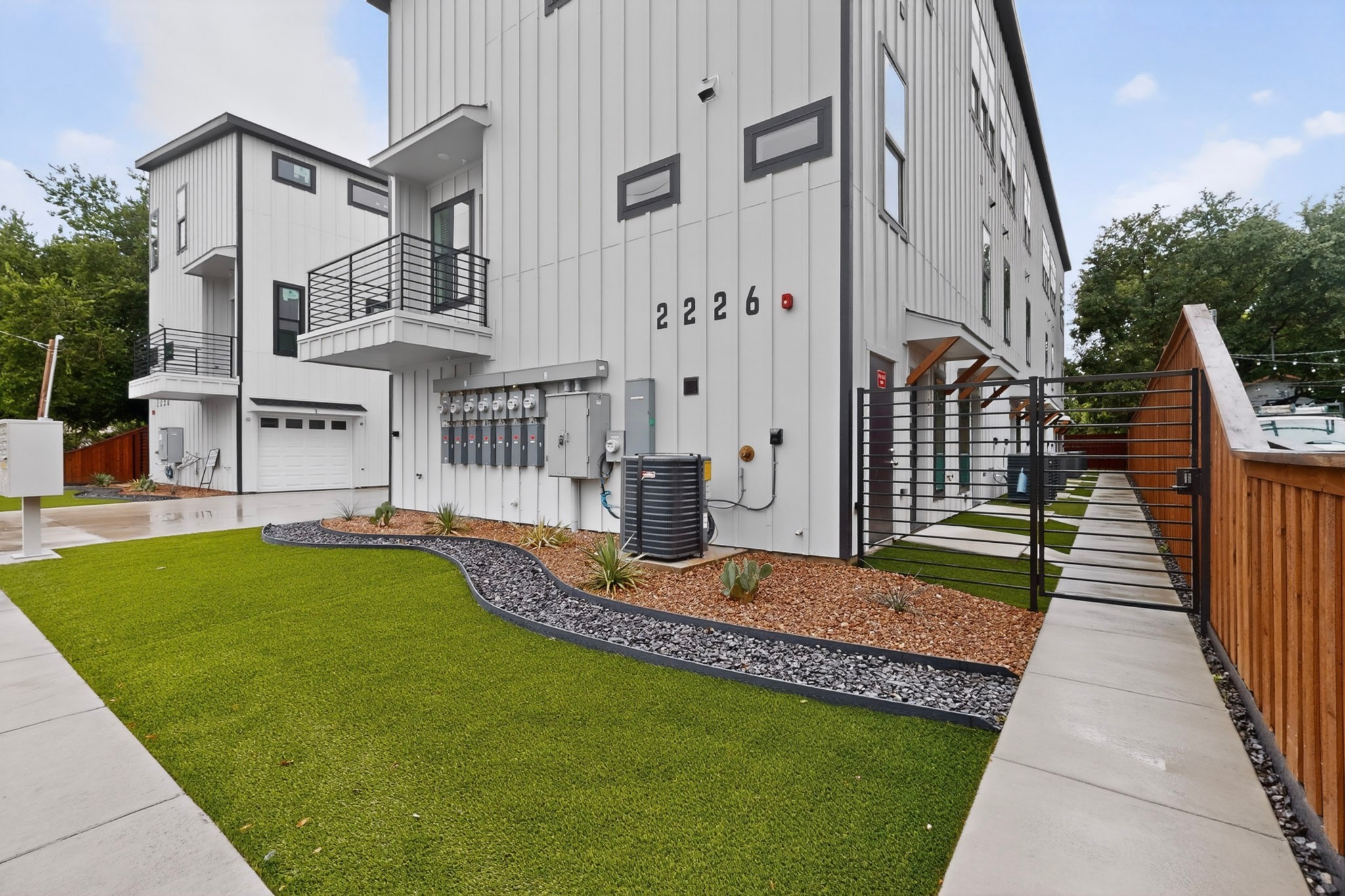 2226 Shea Road Dallas TX 75235