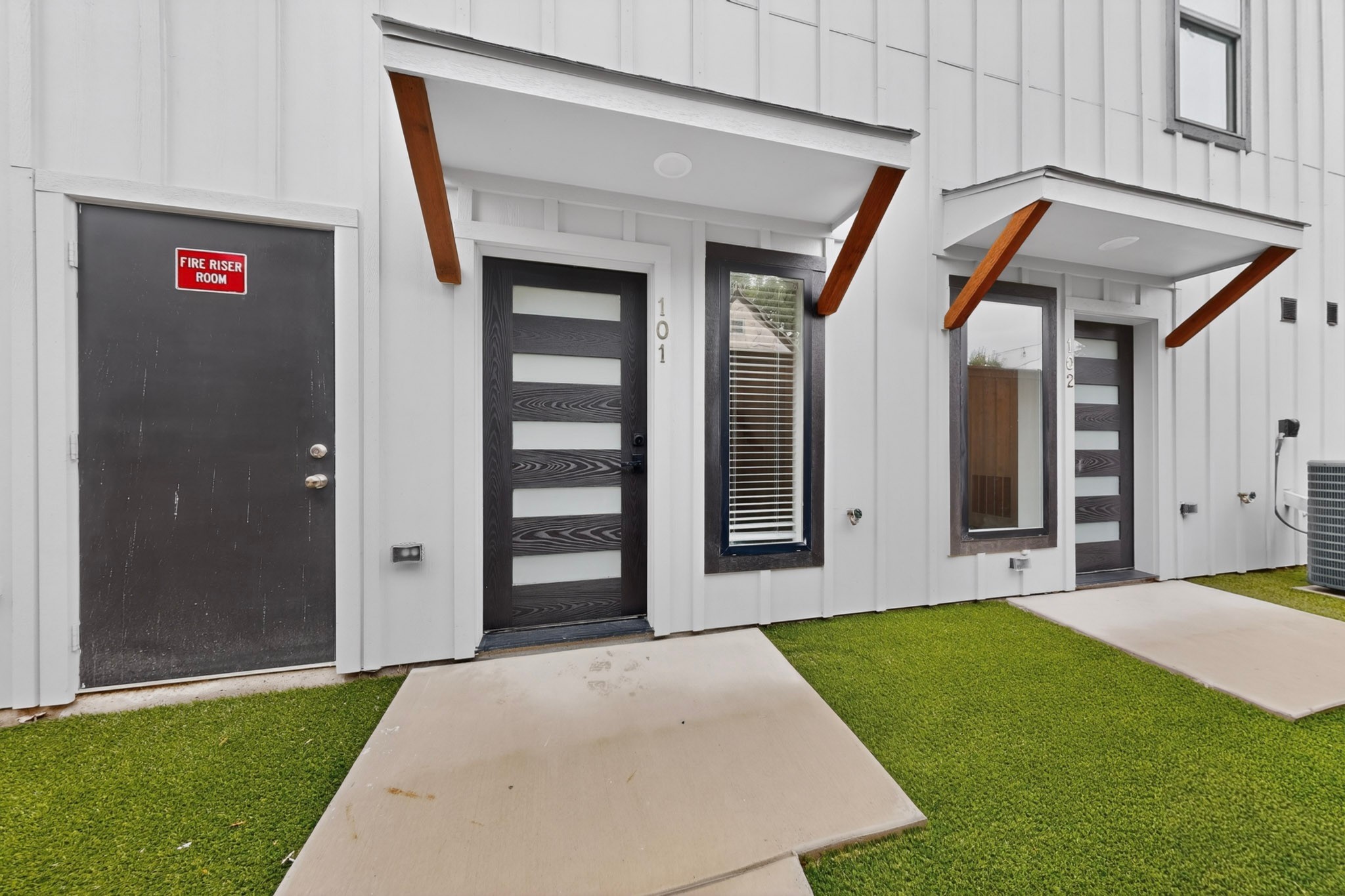 2226 Shea Road Dallas TX 75235