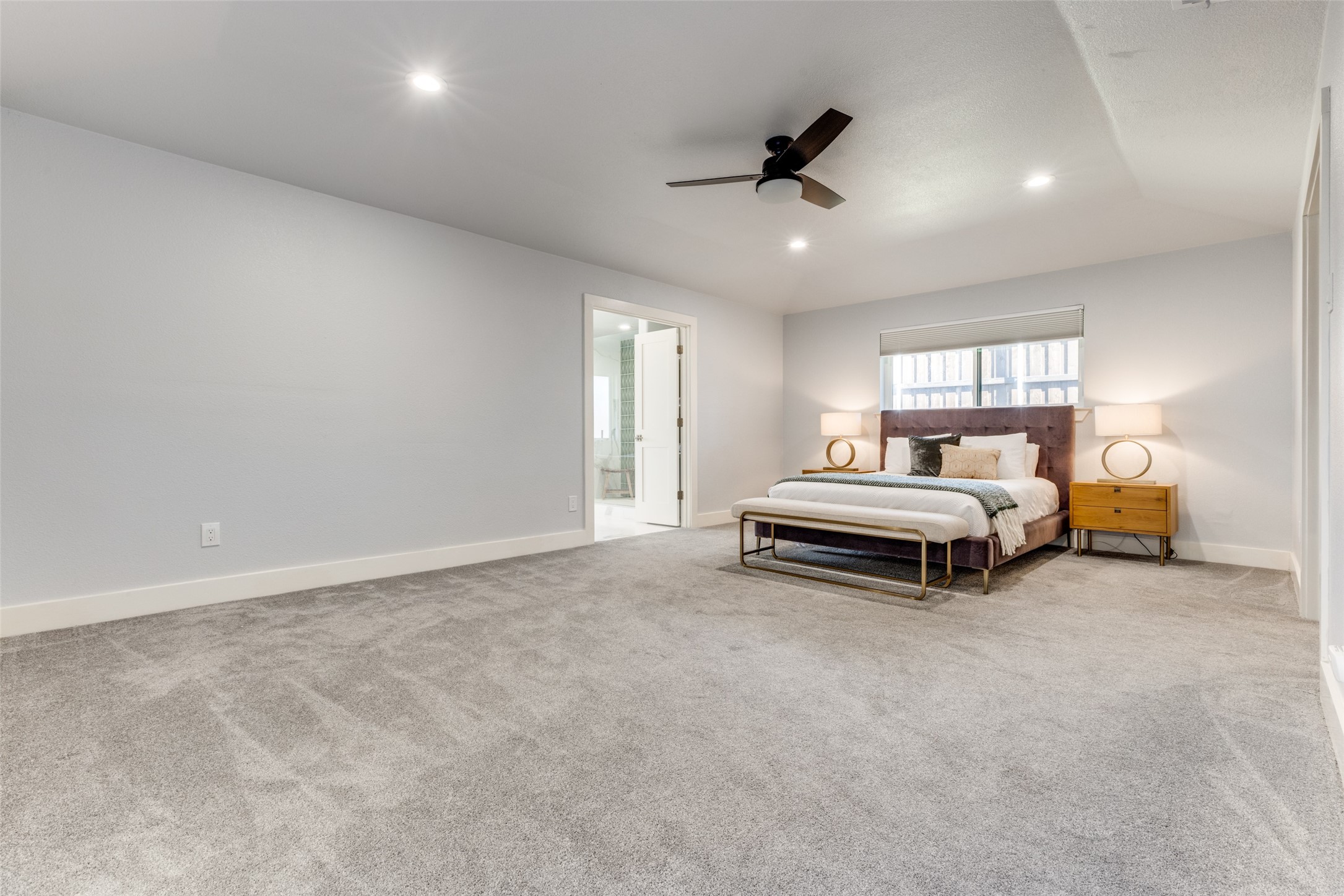 3883 Regent Drive Dallas TX 75229