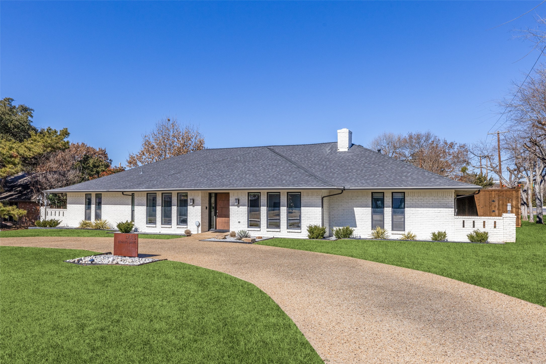 3883 Regent Drive Dallas TX 75229