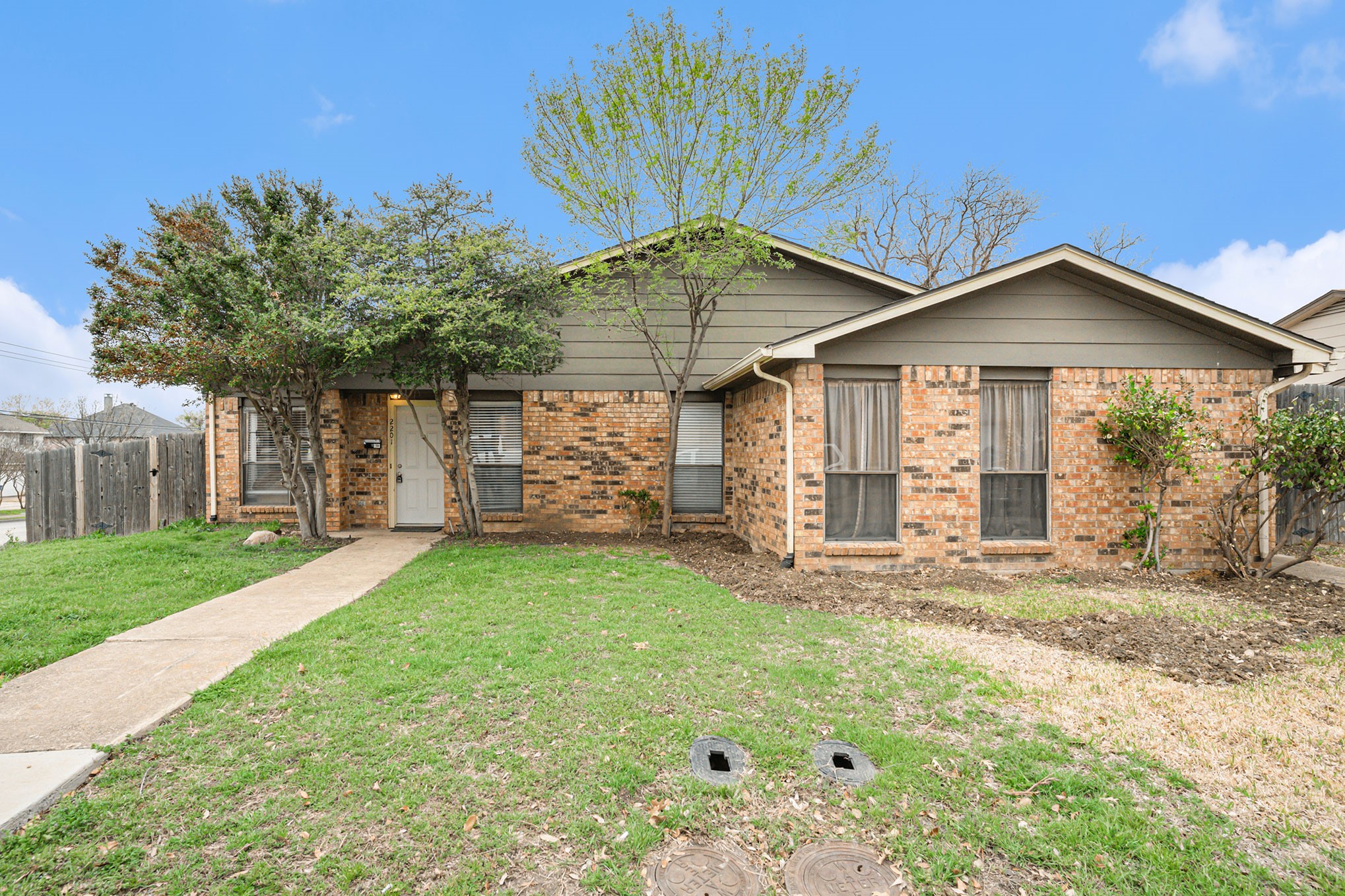 2201 Jackson Circle Carrollton TX 75006