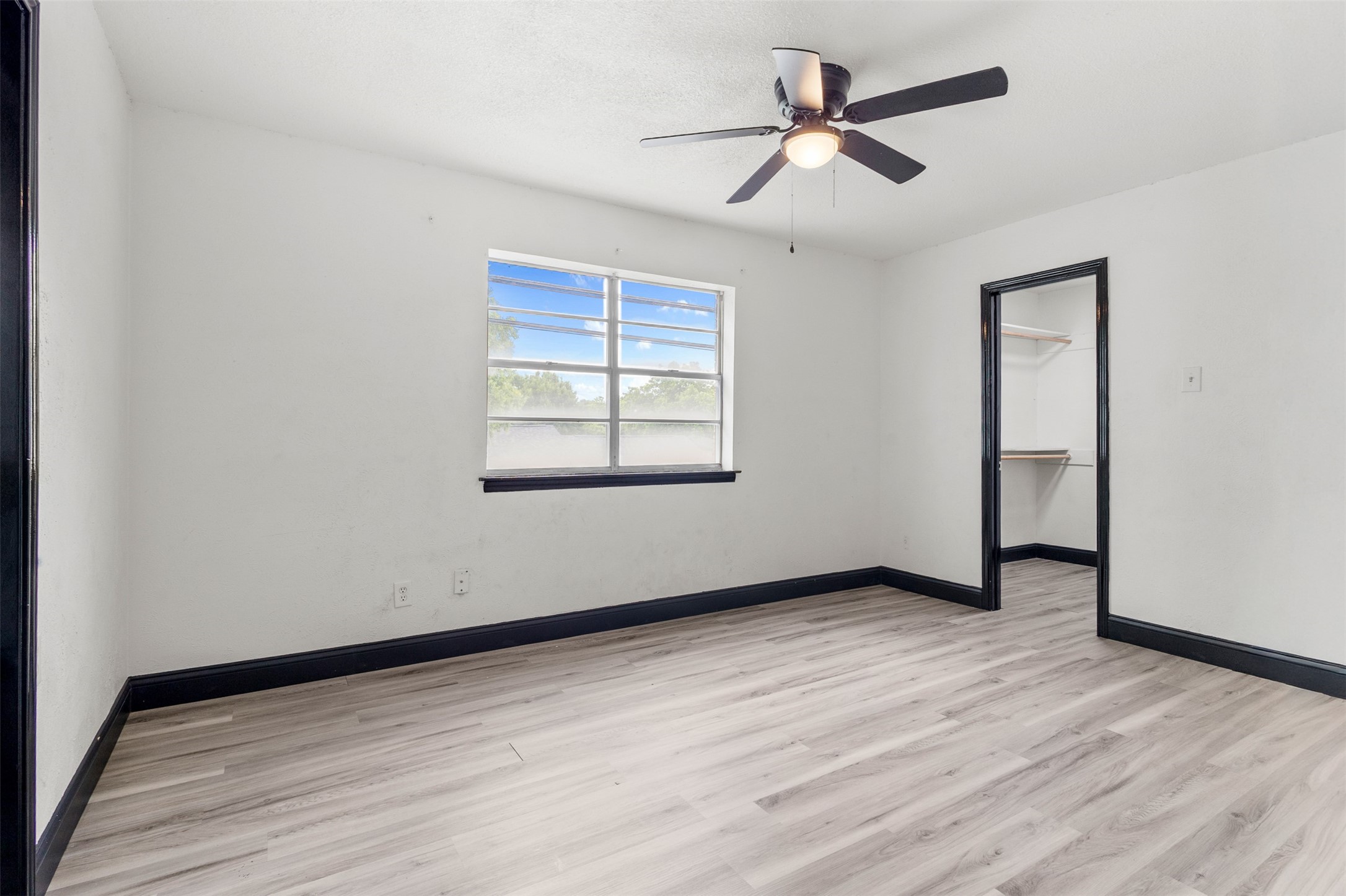 2802 Spring Valley Drive Bedford TX 76021
