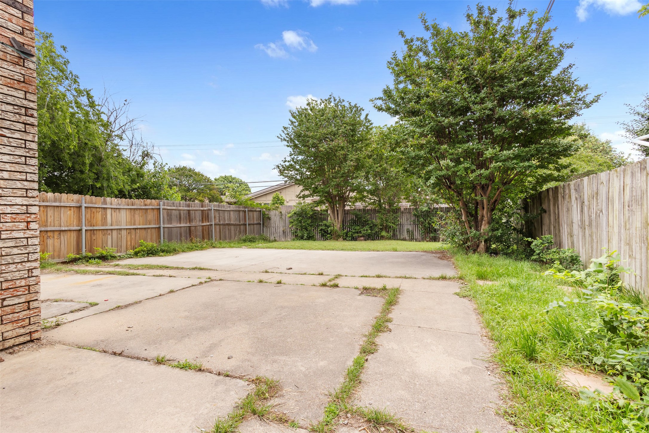 2802 Spring Valley Drive Bedford TX 76021