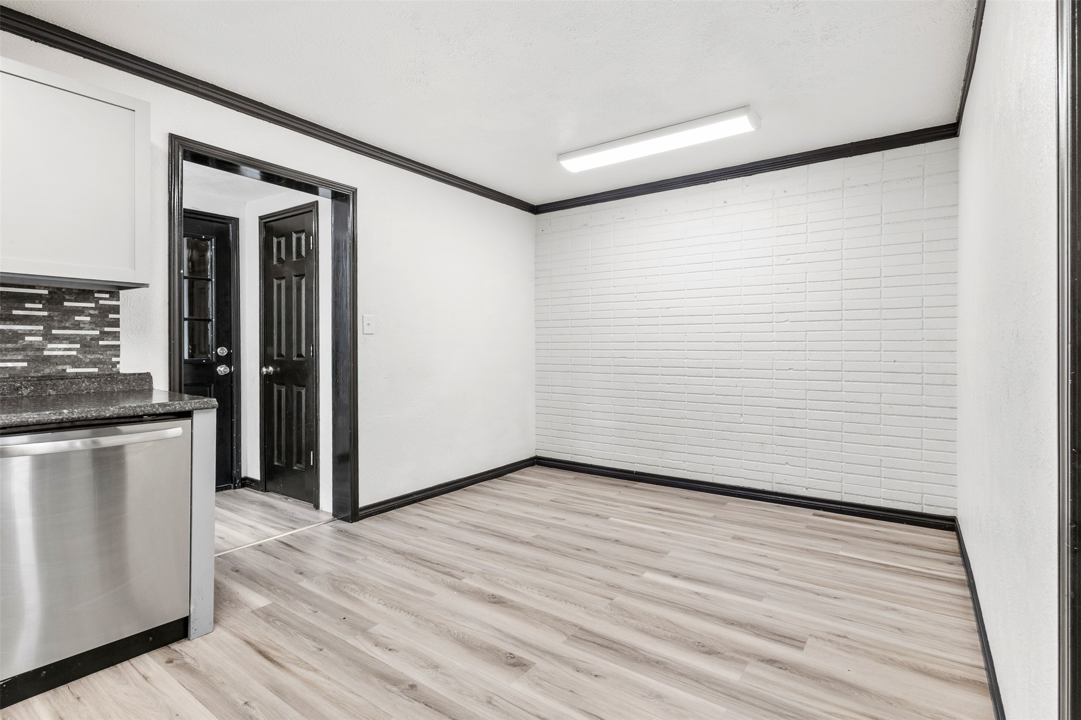 2802 Spring Valley Drive Bedford TX 76021