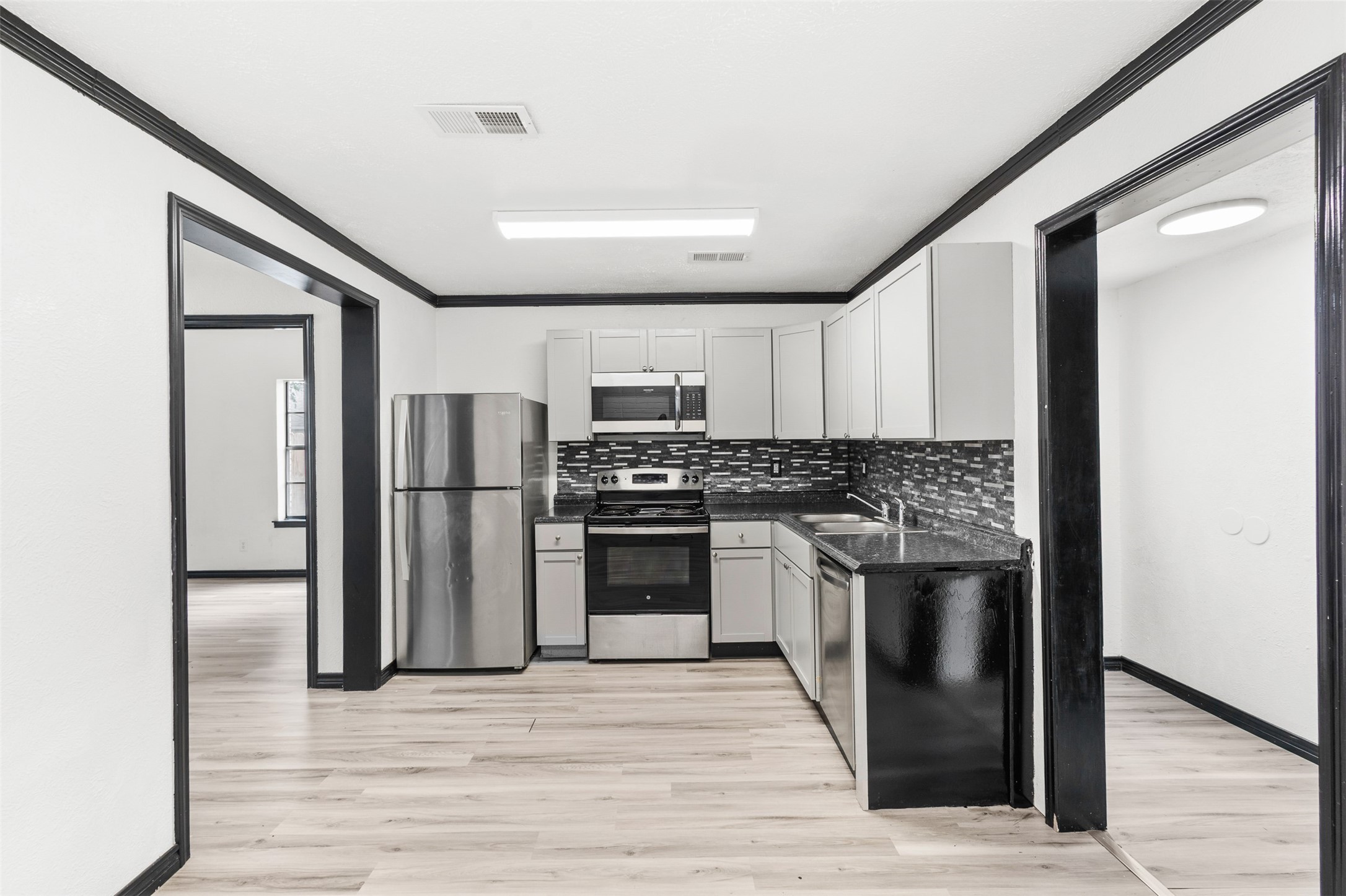 2802 Spring Valley Drive Bedford TX 76021