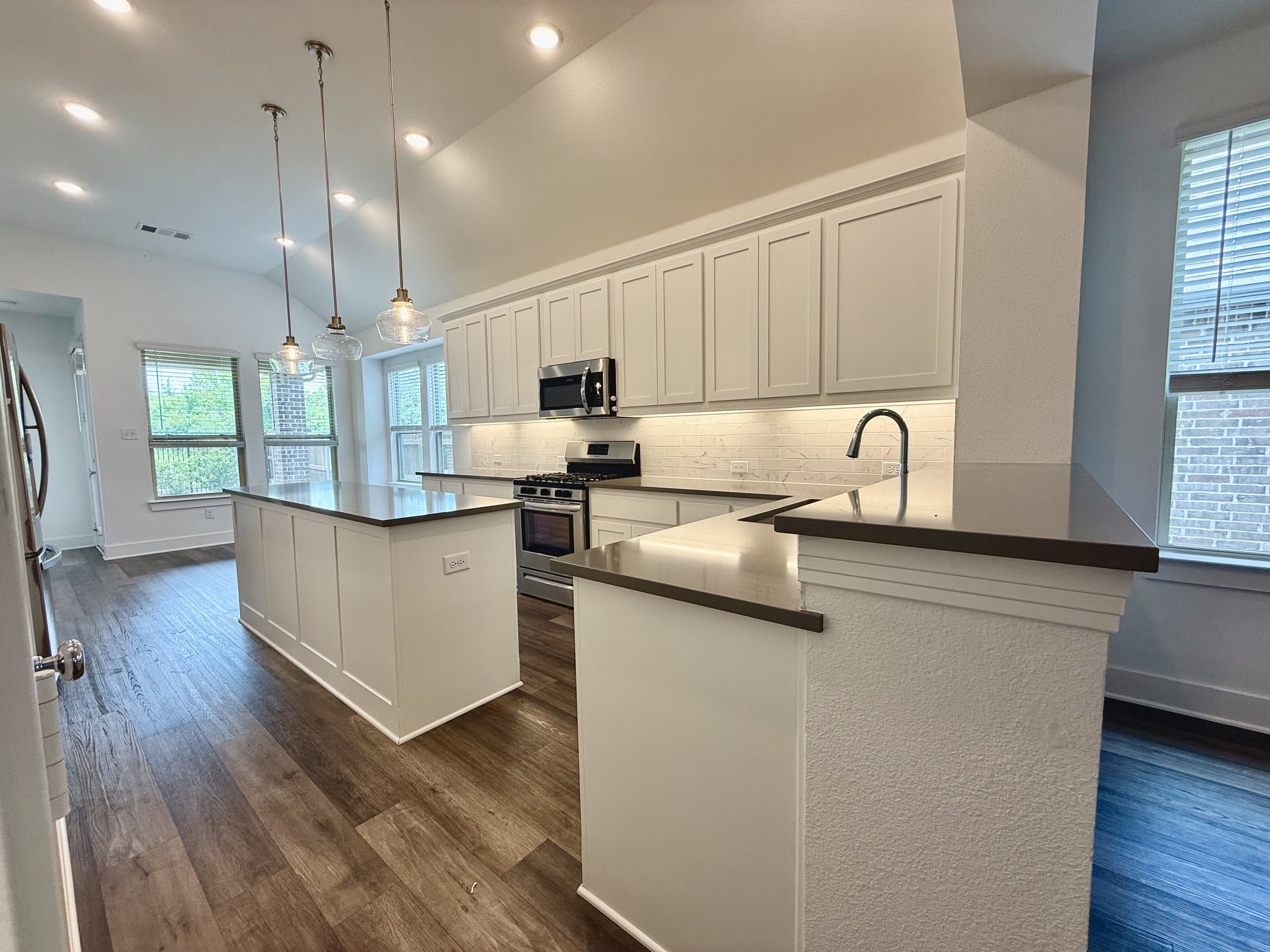 1817 Horseshoe Lane Van Alstyne TX 75495