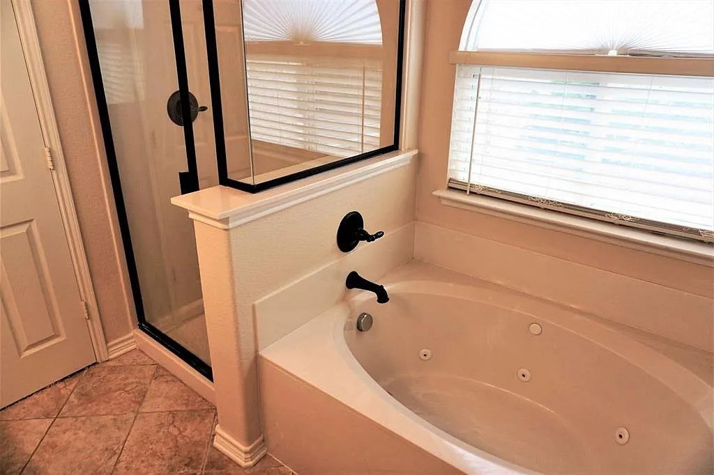 5828 Clearwater Drive The Colony TX 75056