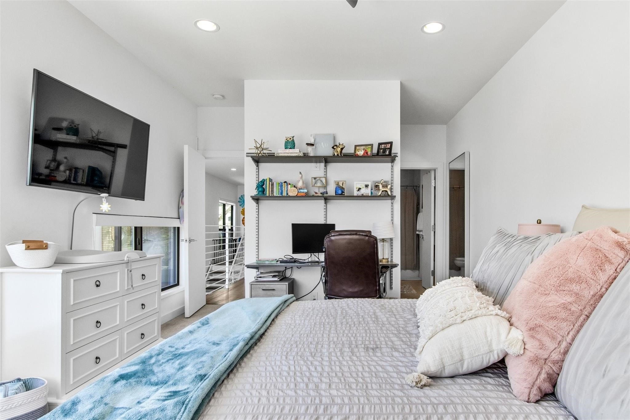 5957 Ross Avenue Dallas TX 75206
