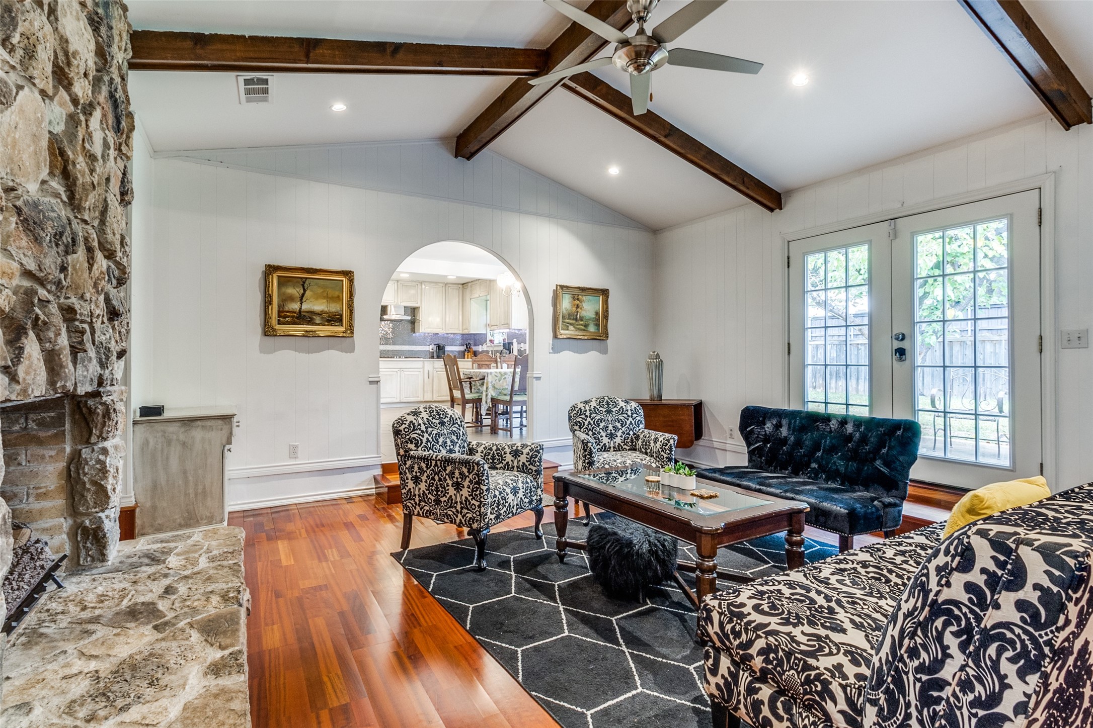 7136 Lyre Lane Dallas TX 75214