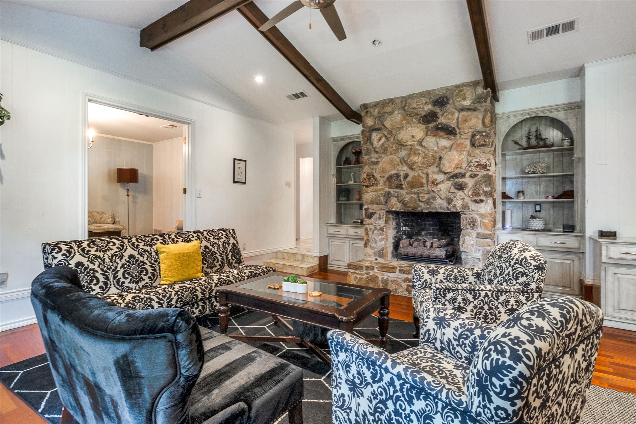 7136 Lyre Lane Dallas TX 75214