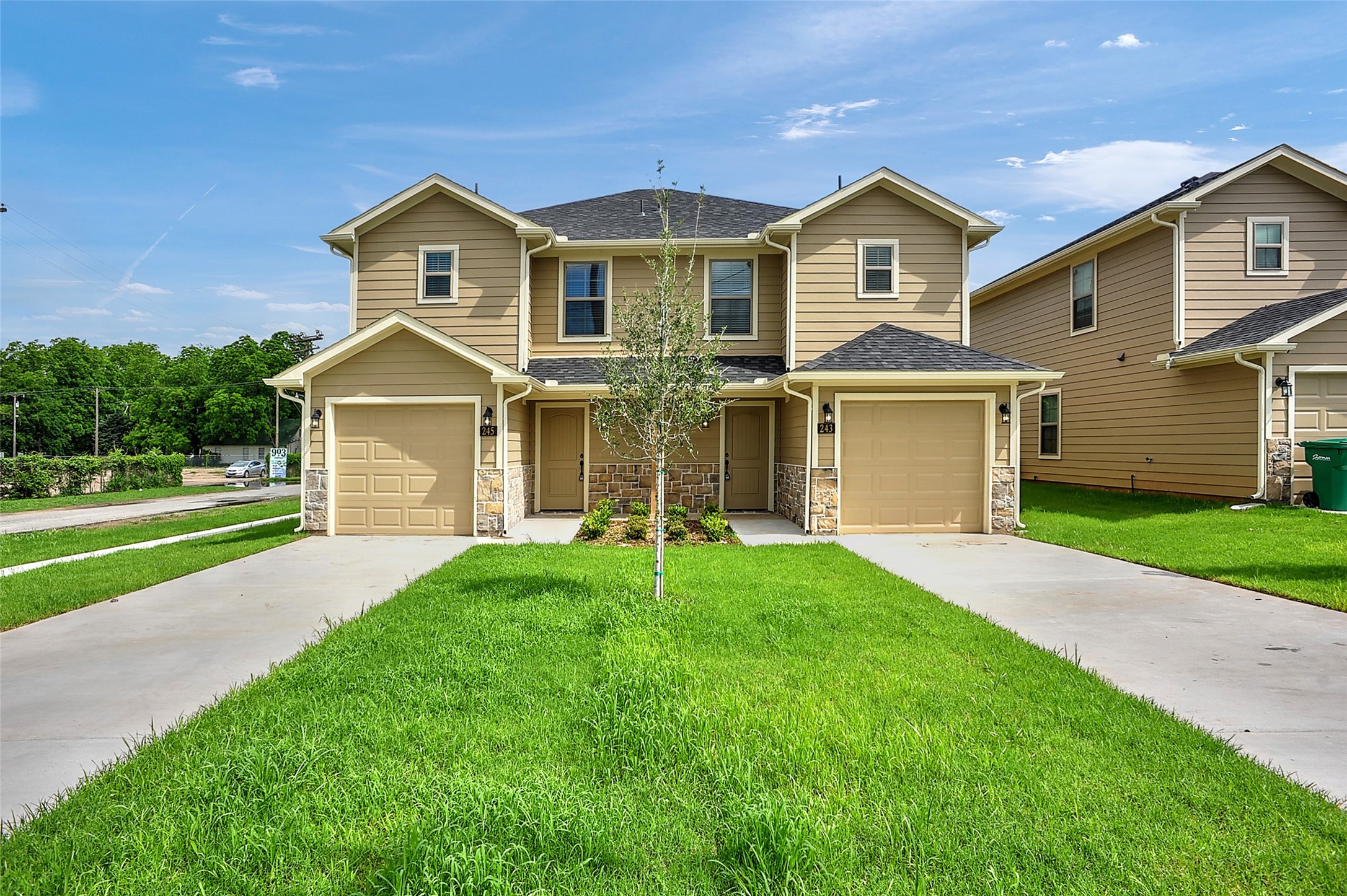 243 W Forest Avenue Sherman TX 75090