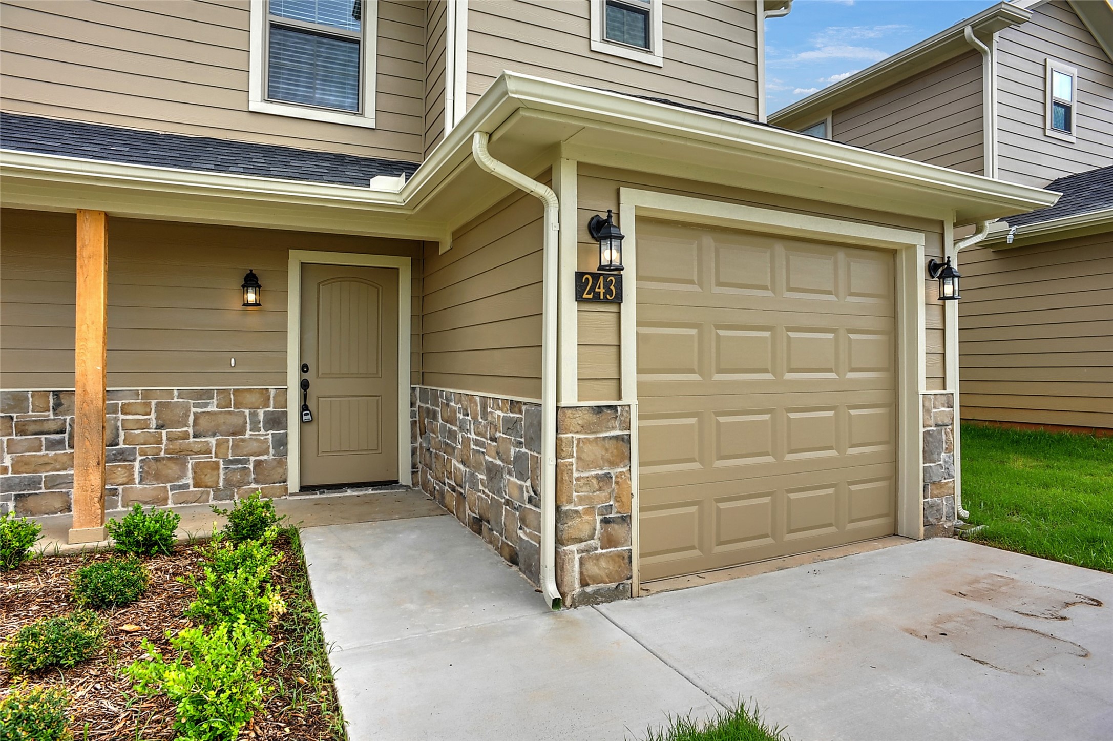243 W Forest Avenue Sherman TX 75090