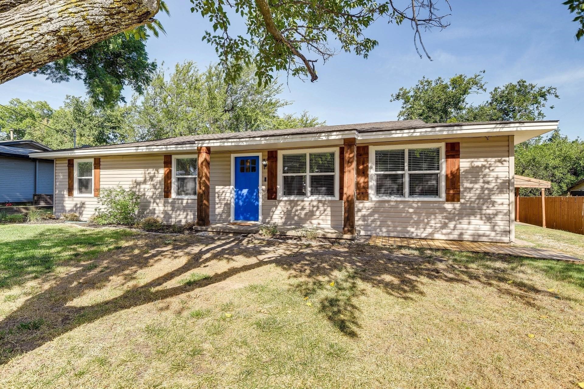 230 Davis Avenue Stephenville TX 76401