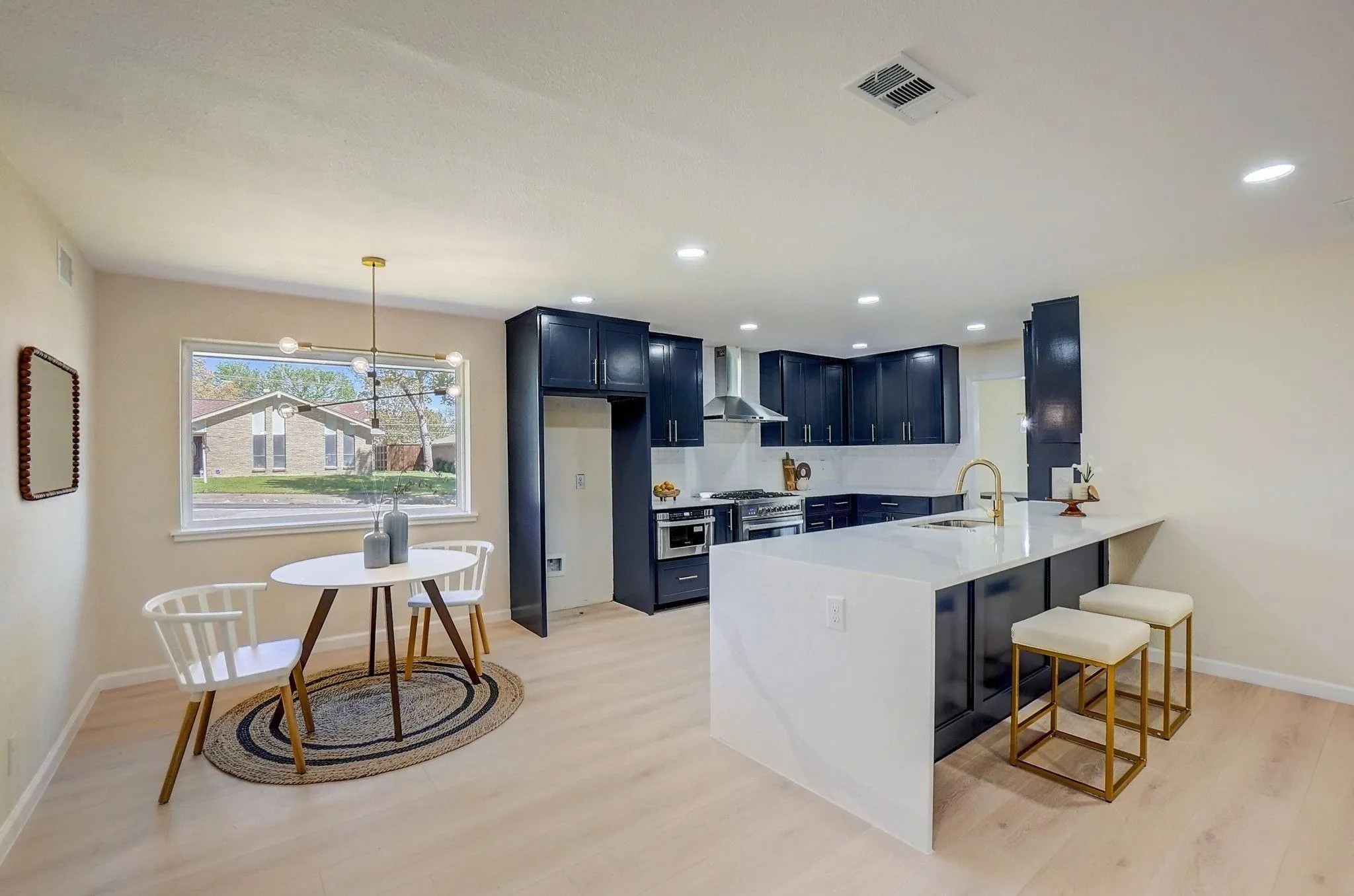3040 Ponder Place Dallas TX 75229