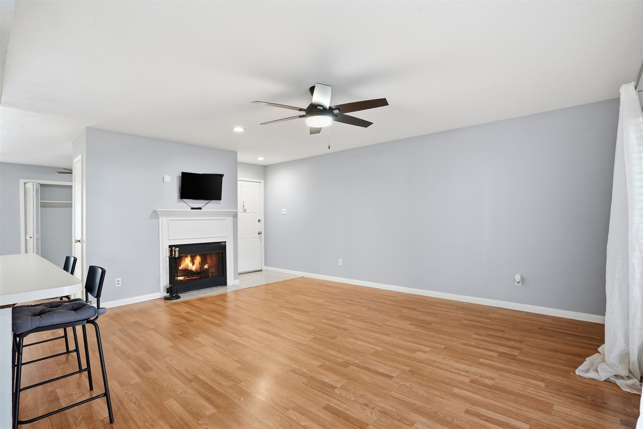 2535 Wedglea Drive Dallas TX 75211