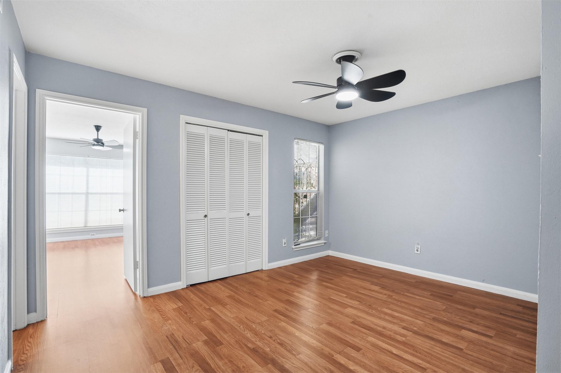 2535 Wedglea Drive Dallas TX 75211