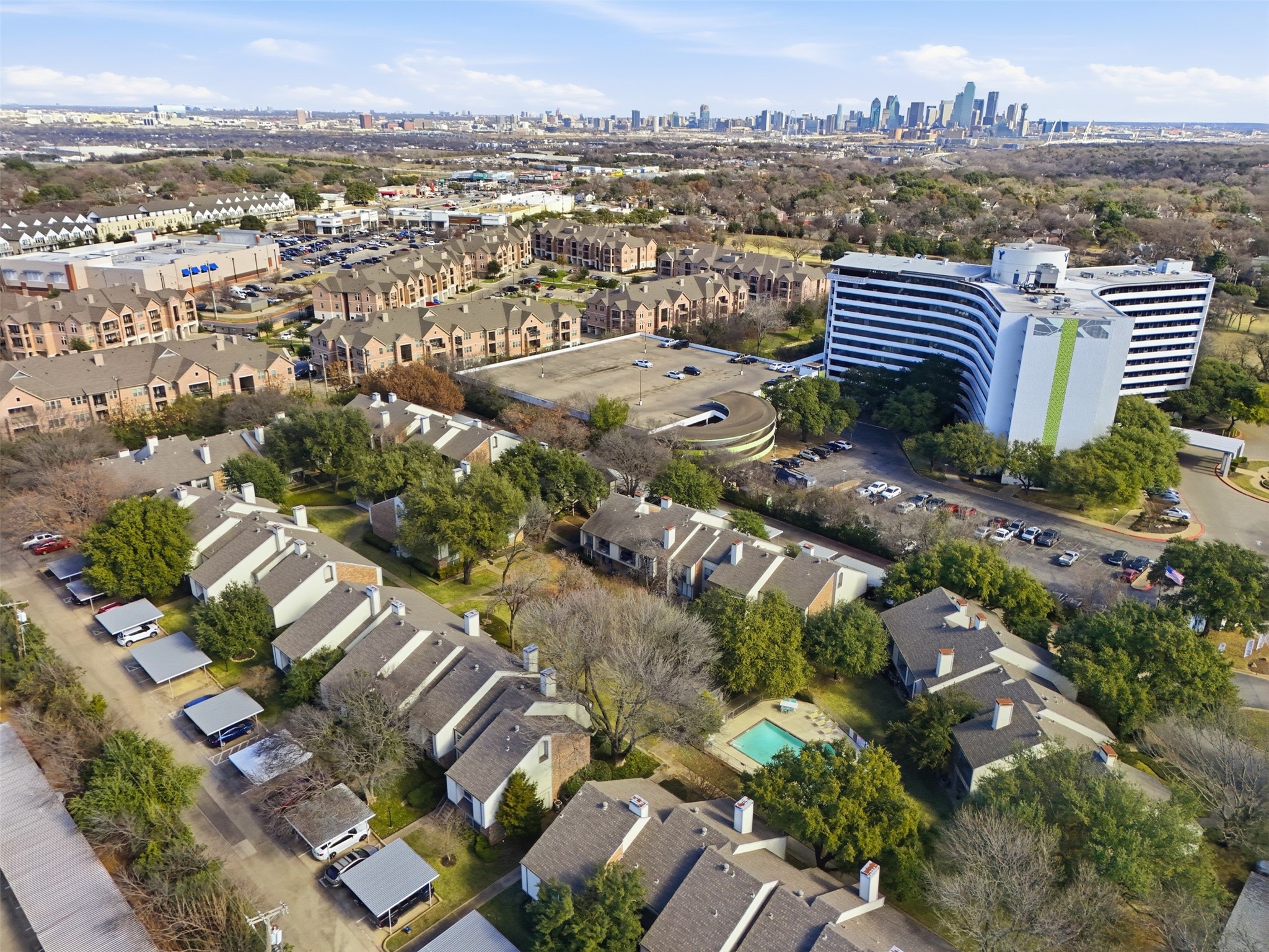 2535 Wedglea Drive Dallas TX 75211