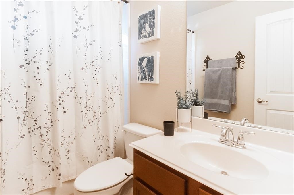 913 Buffalo Creek Drive Mckinney TX 75072