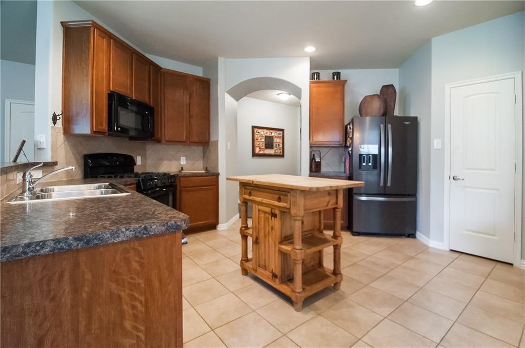 913 Buffalo Creek Drive Mckinney TX 75072