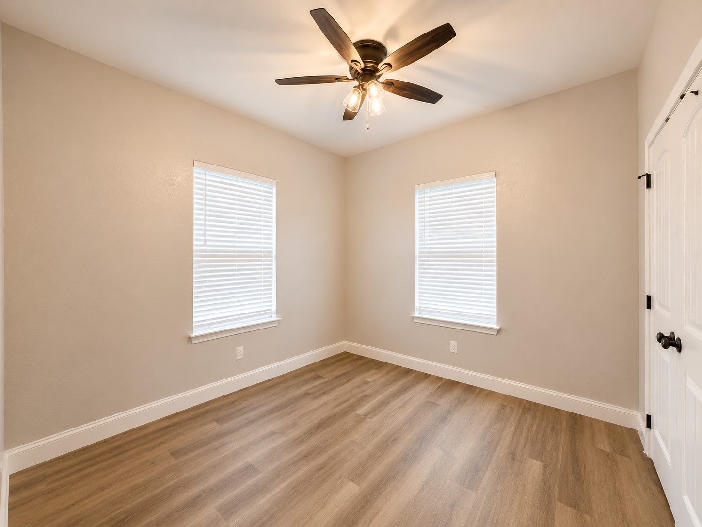 801 Meadowlark Circle Granbury TX 76049