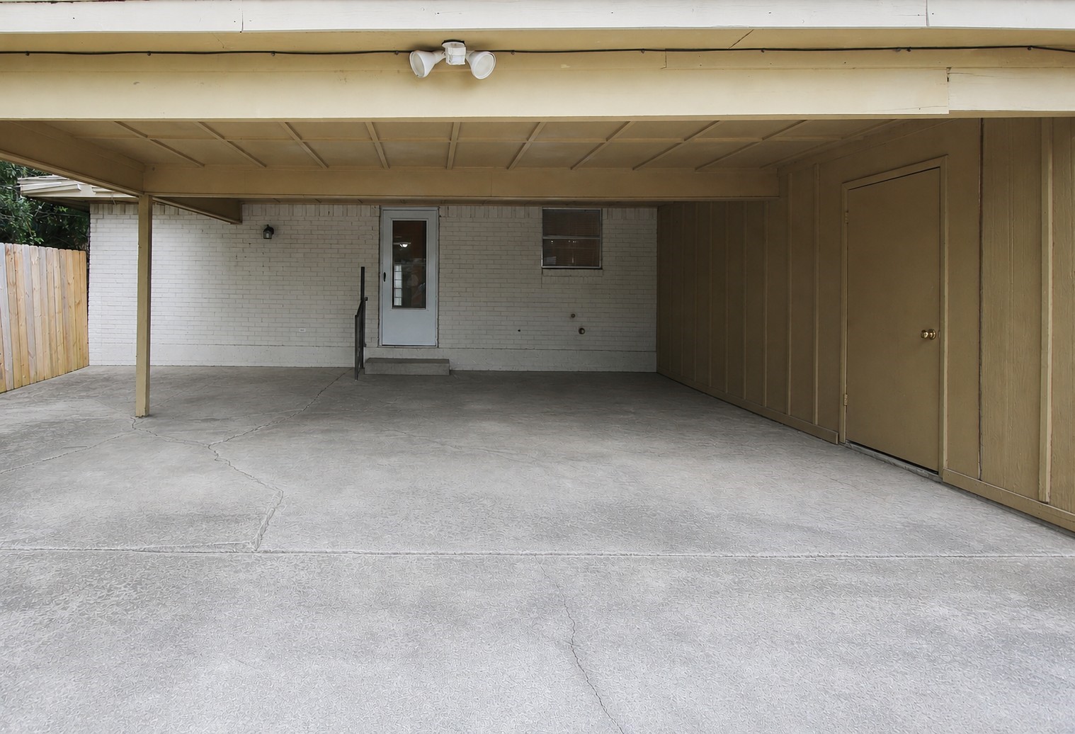 5303 Wooten Drive Fort Worth TX 76133