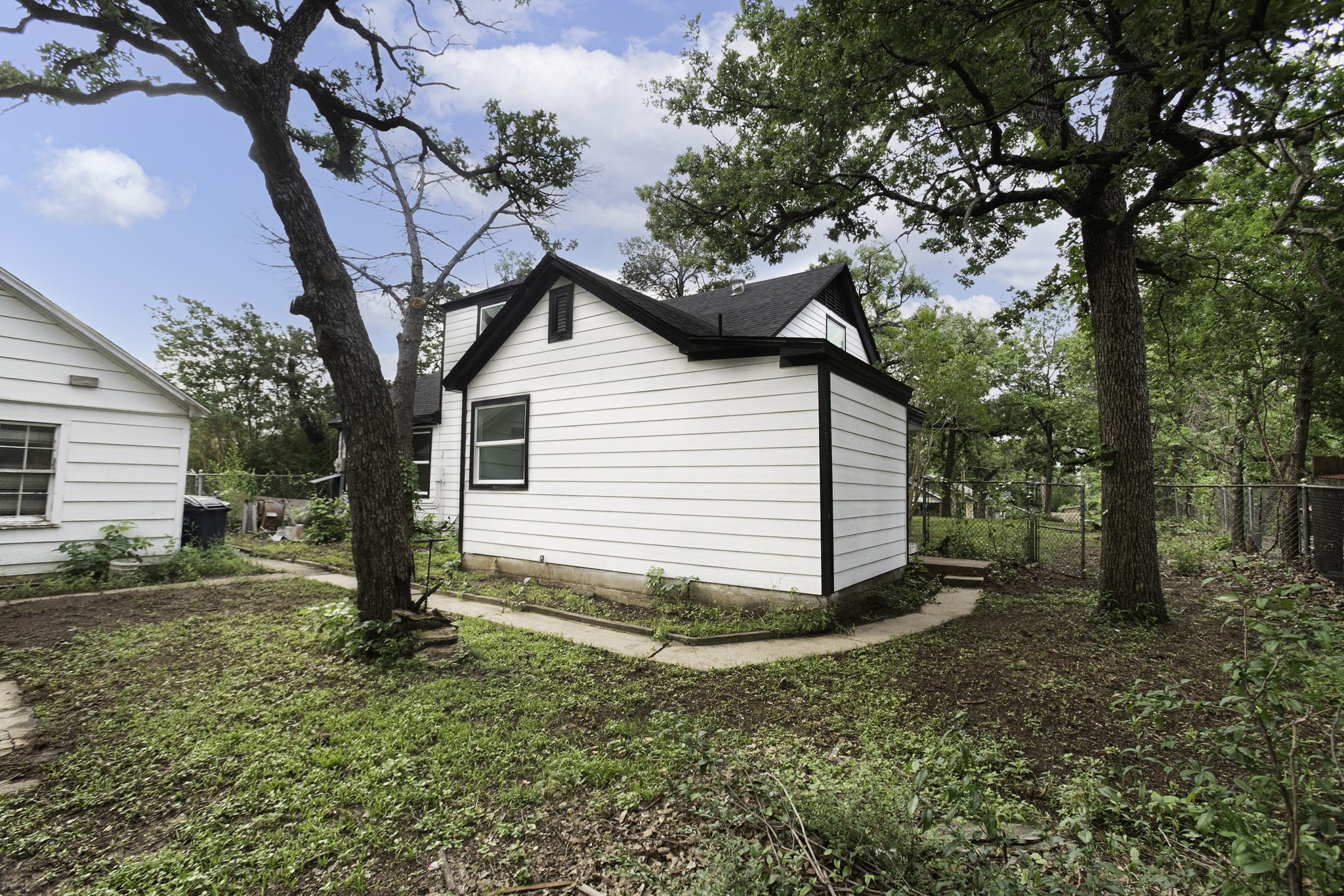 4761 Meadowbrook Drive Fort Worth TX 76103