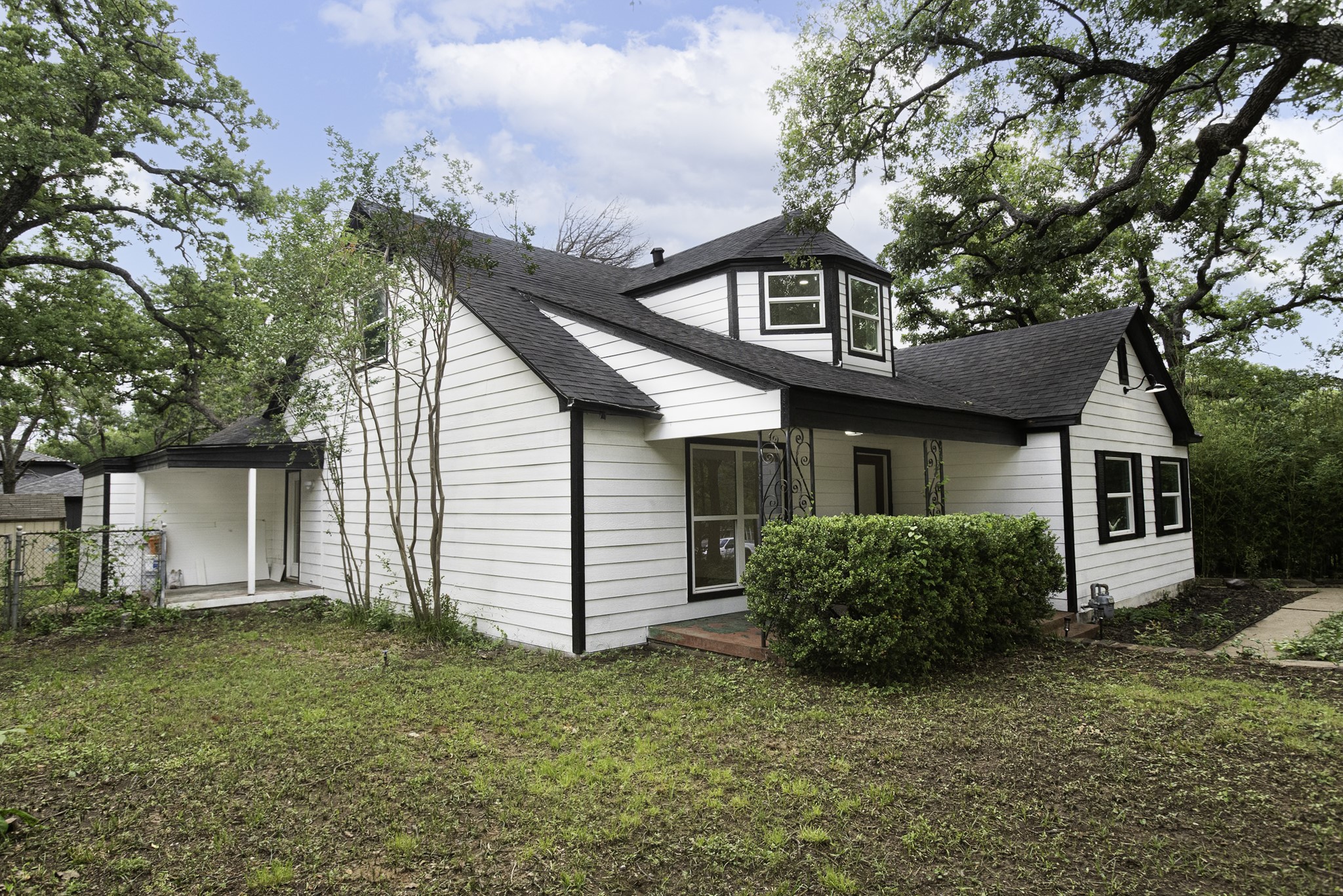 4761 Meadowbrook Drive Fort Worth TX 76103