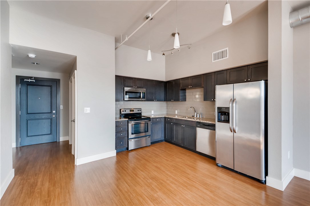 928 Travis Avenue Fort Worth TX 76104
