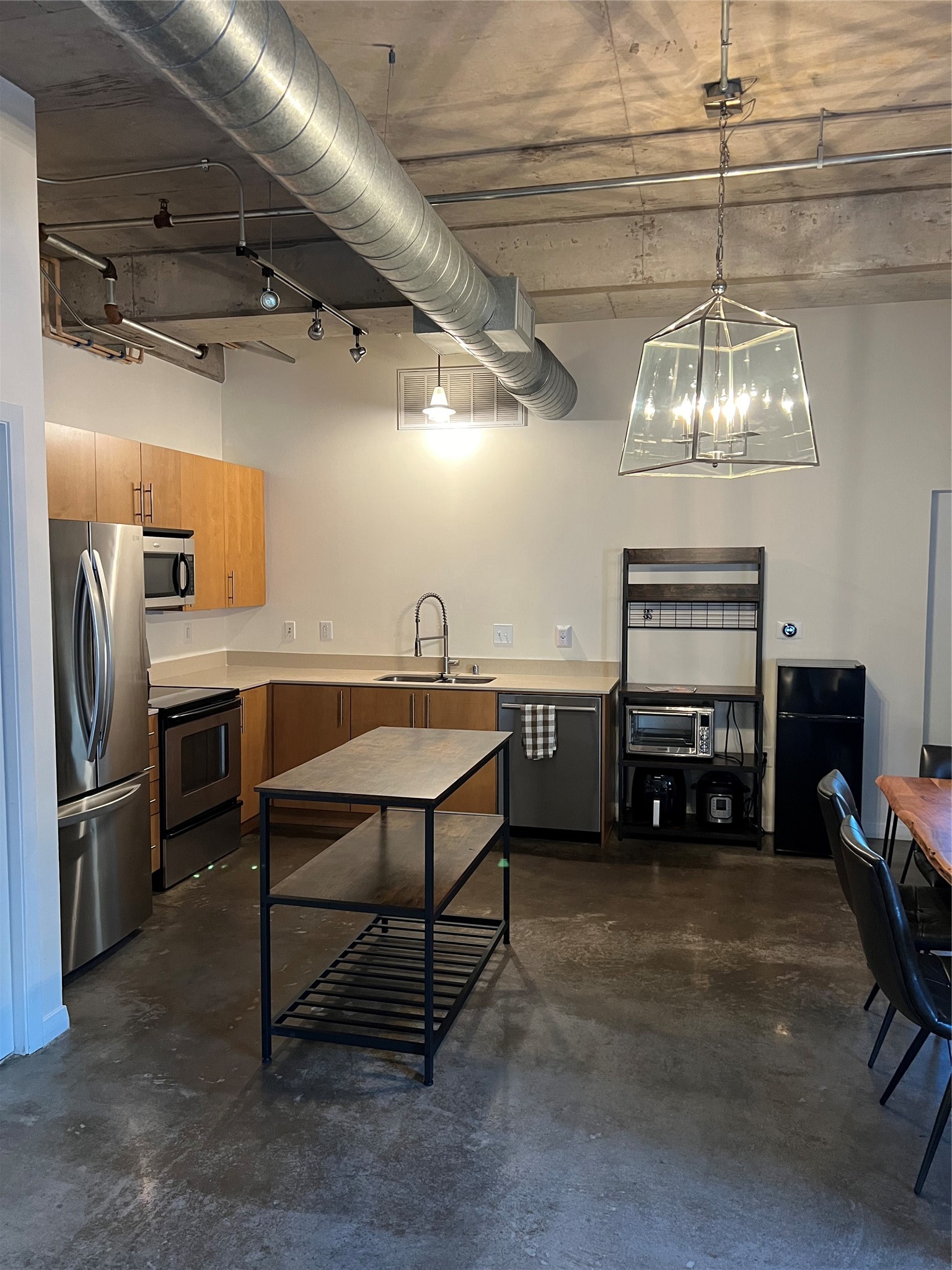 1001 Belleview Street Dallas TX 75215