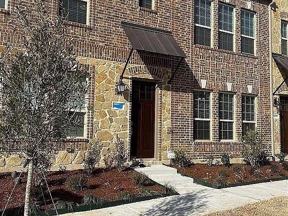 2408 Magalia Lane Lewisville TX 75056