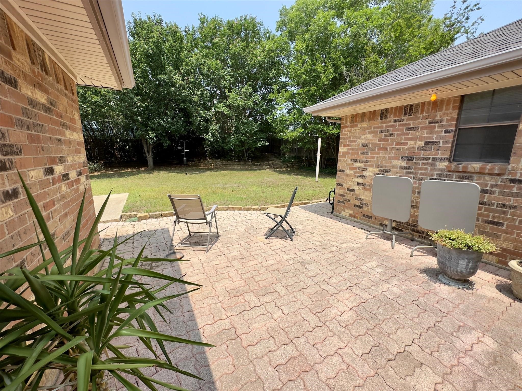 2128 N Aspenwood Drive Grapevine TX 76051