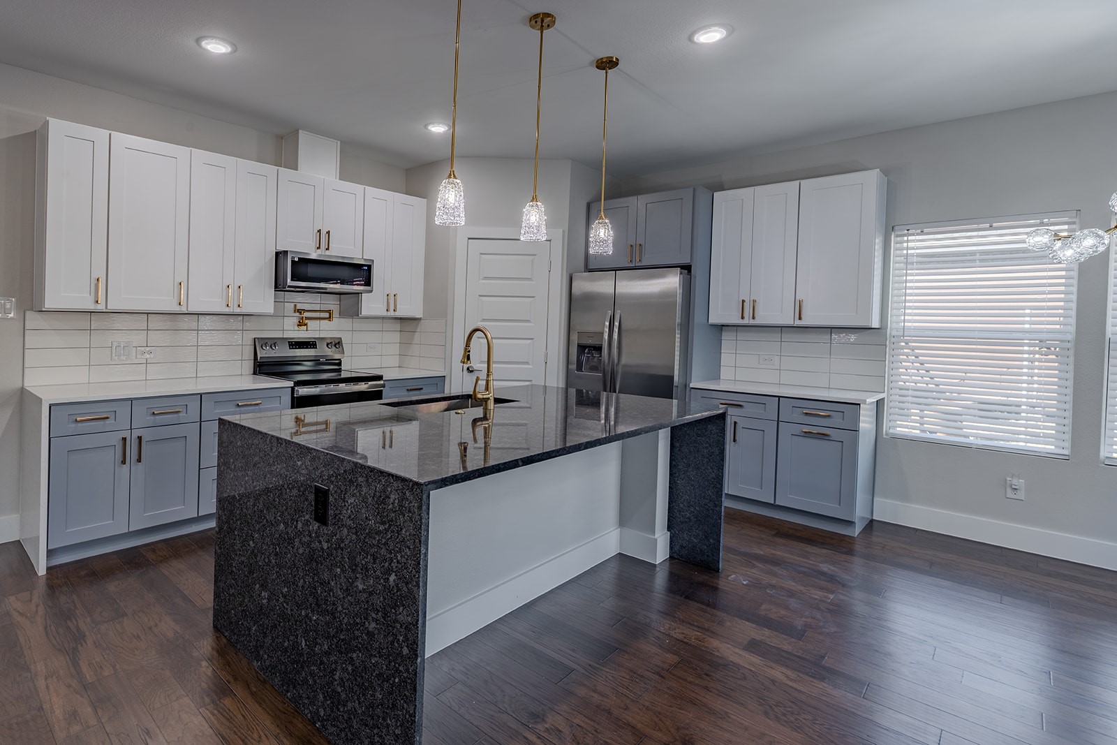 2809 Gooch Street Dallas TX 75241