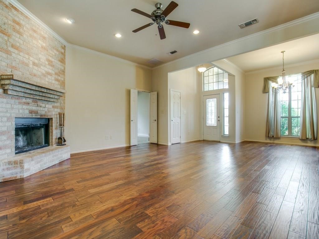 1708 Rockview Drive Granbury TX 76049