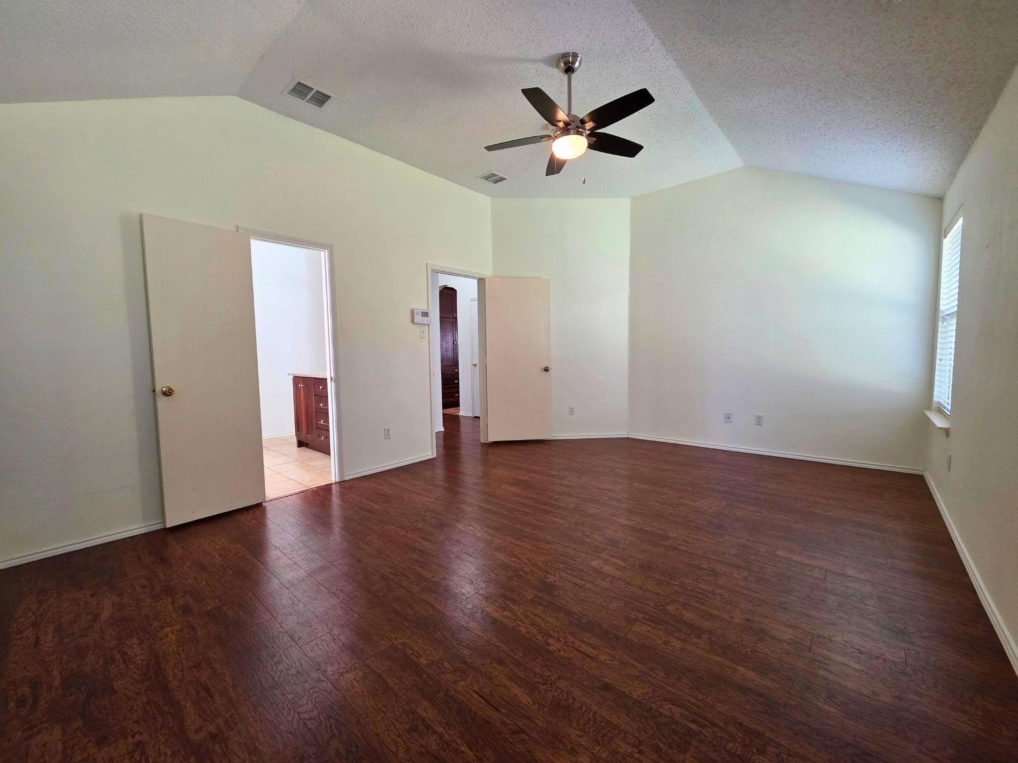 304 E Clover Park Drive Fort Worth TX 76140