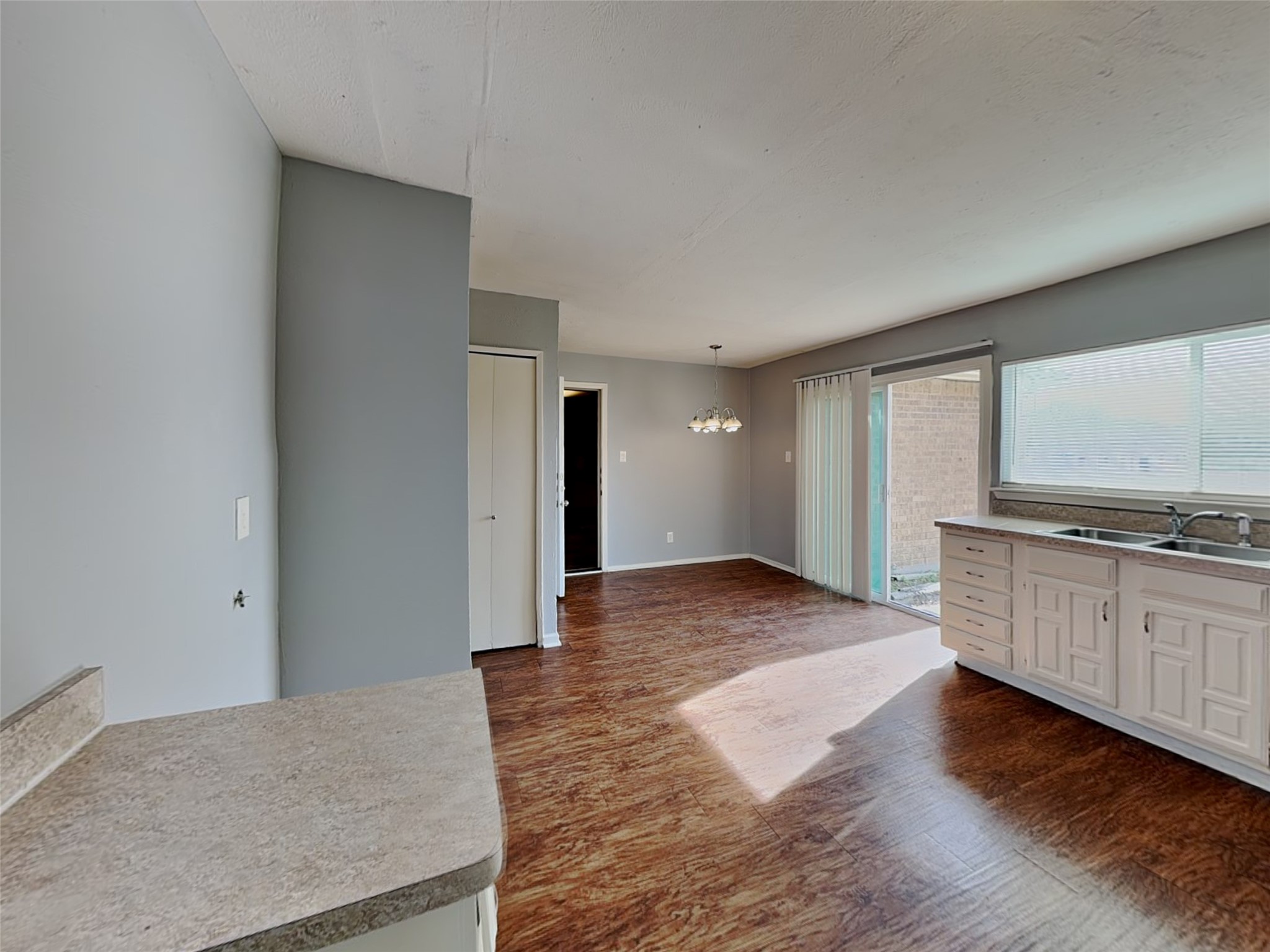 7439 Oakmore Drive Dallas TX 75249