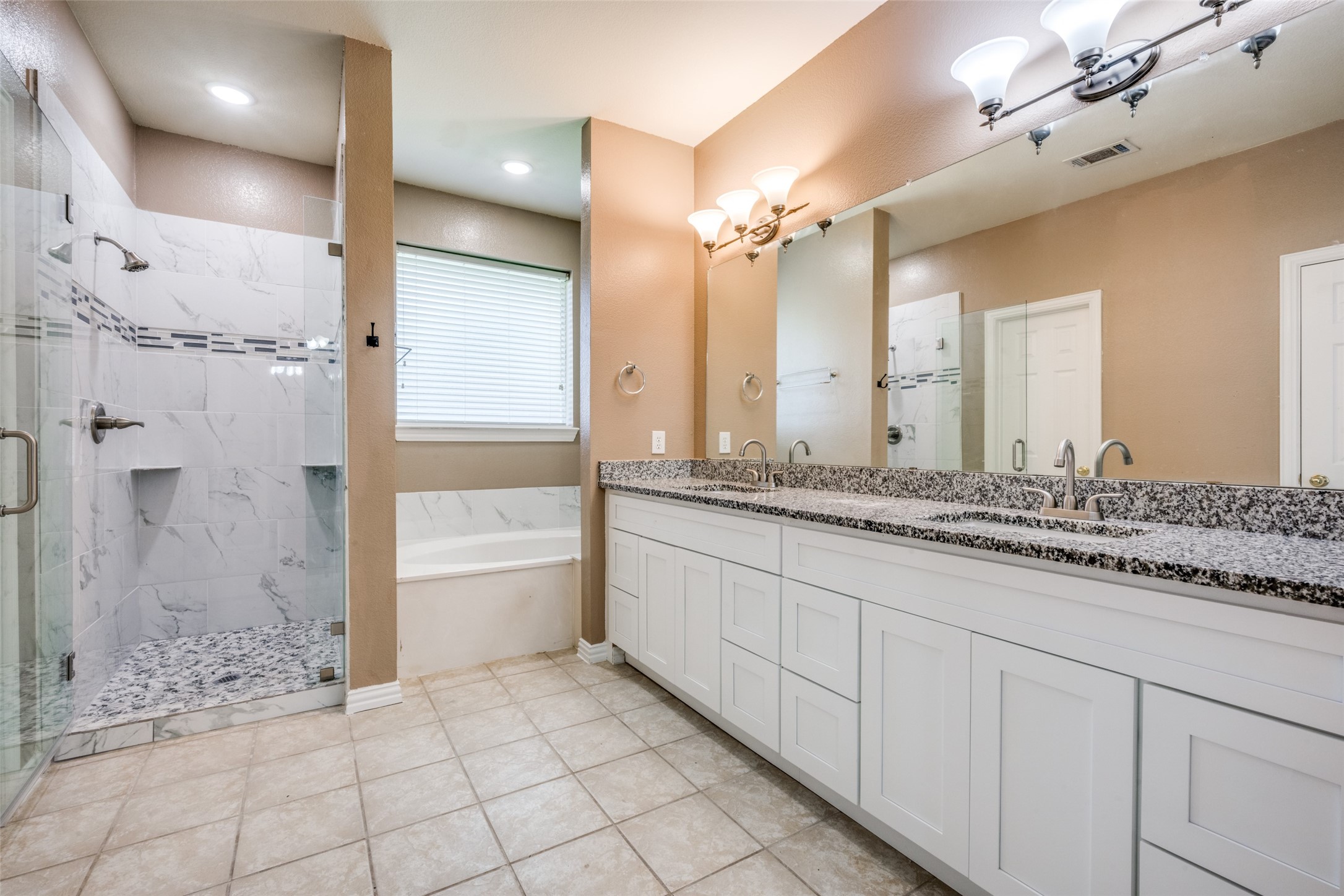 303 Ravenna Road Lake Dallas TX 75065