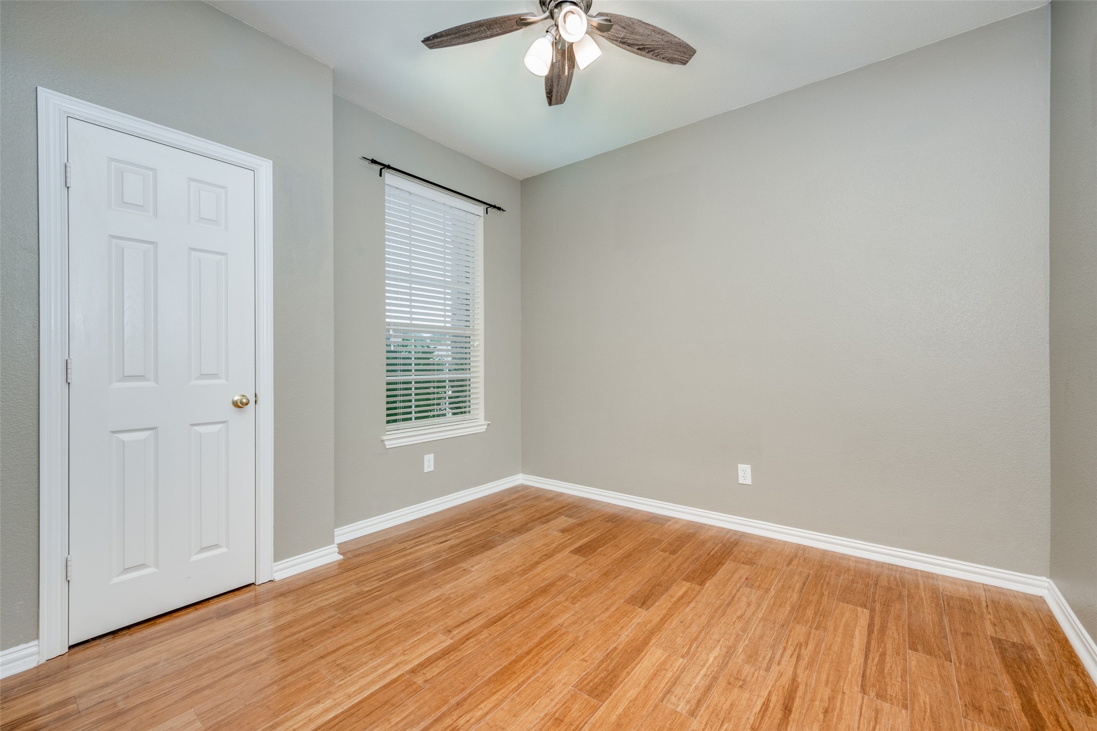 303 Ravenna Road Lake Dallas TX 75065