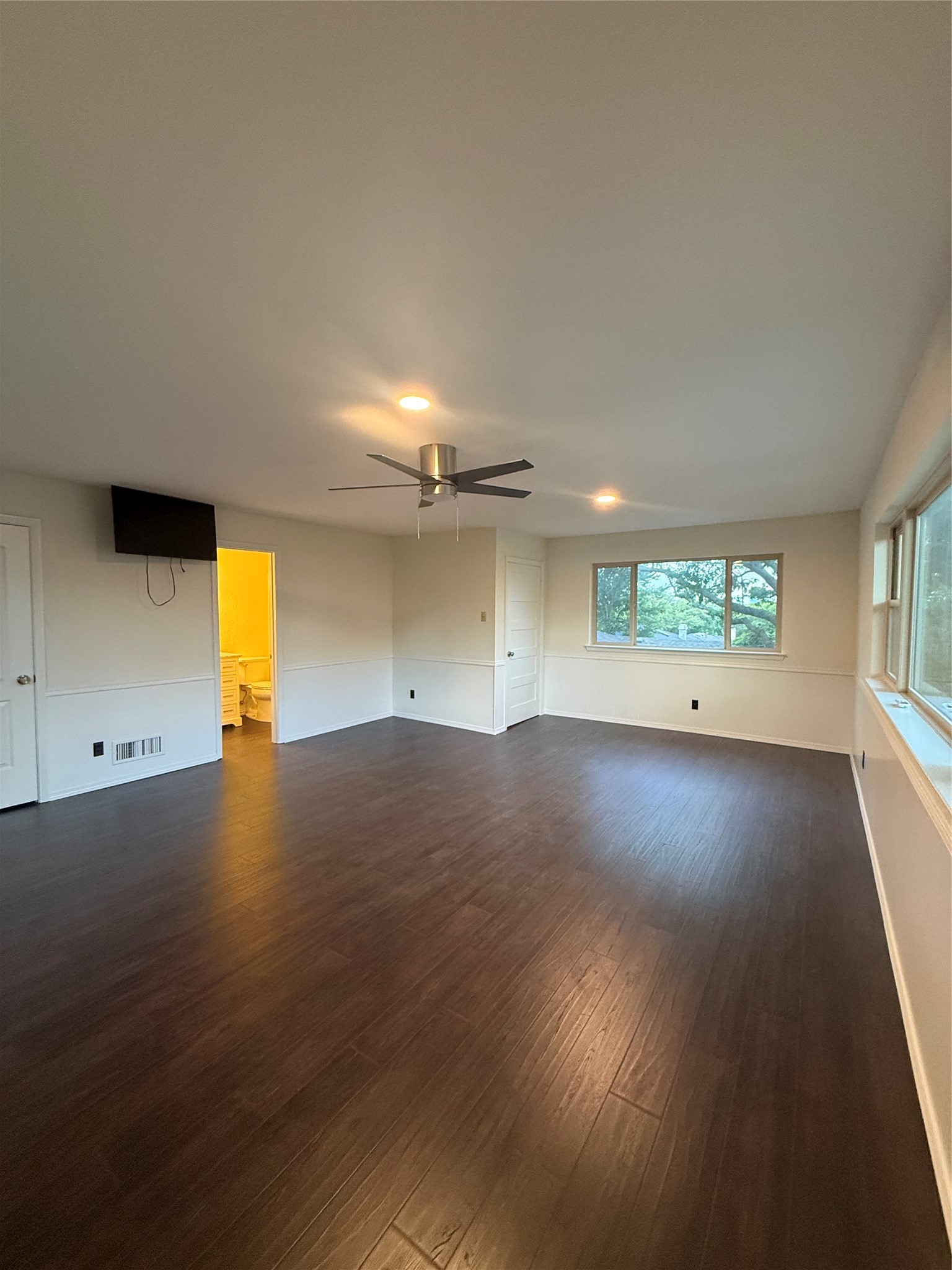 7135 Cosgrove Drive Dallas TX 75231