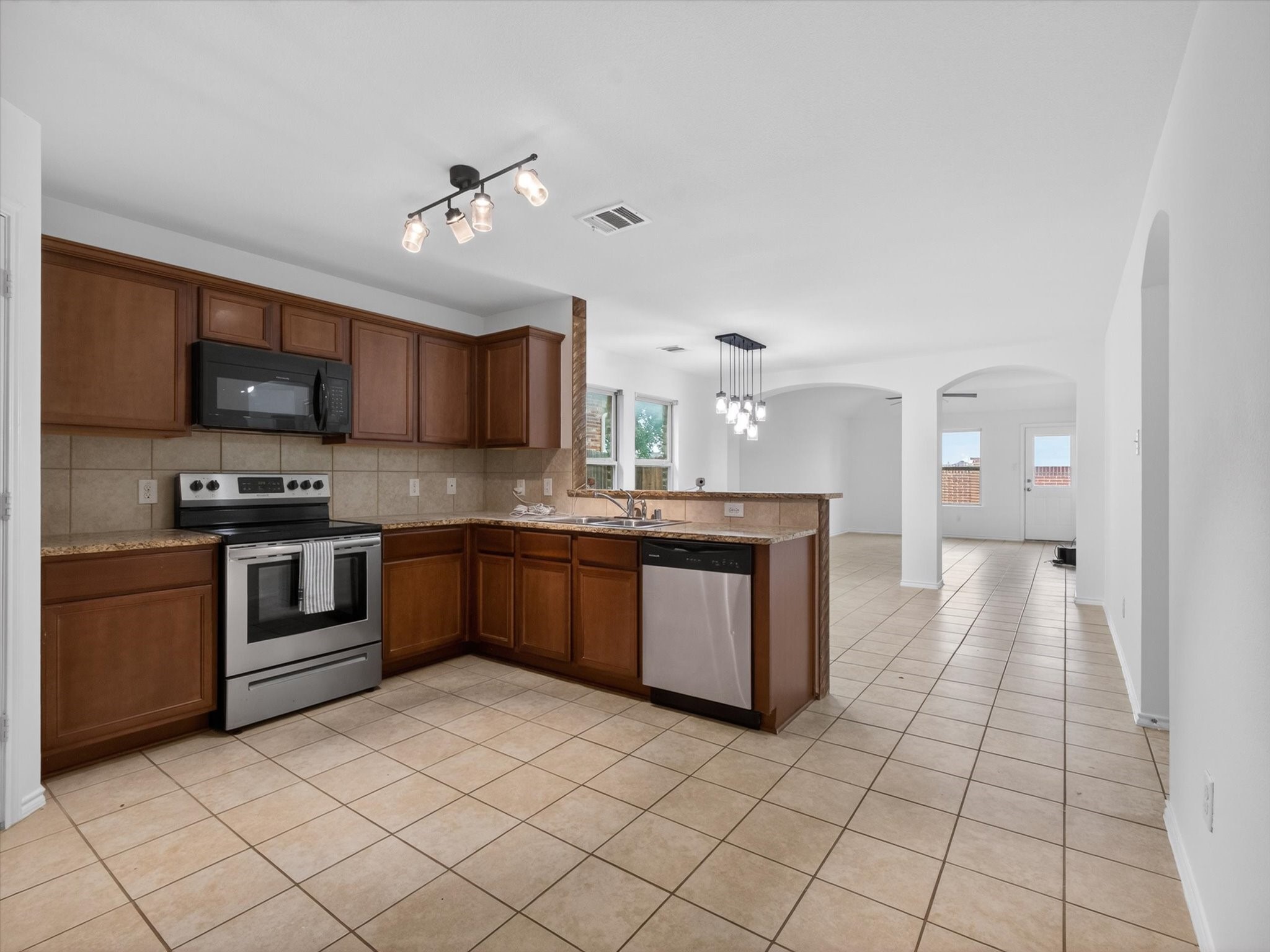 802 Platinum Drive Princeton TX 75407