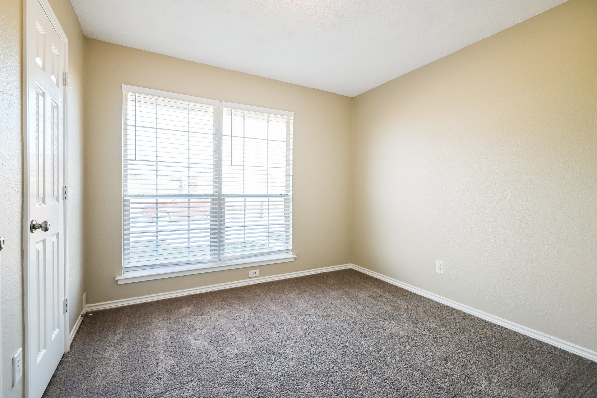 2620 Buck Drive Mesquite TX 75181