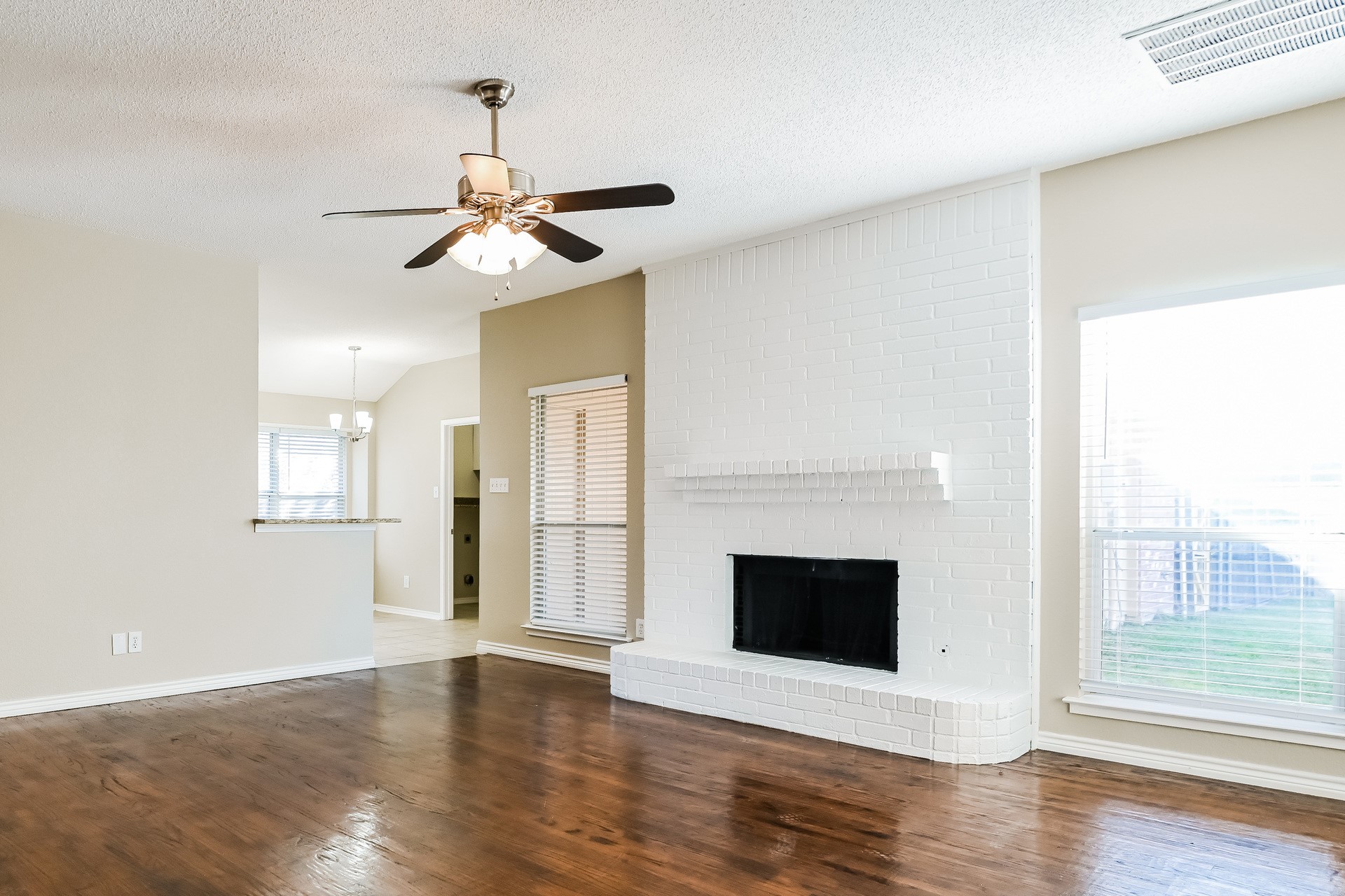 2620 Buck Drive Mesquite TX 75181