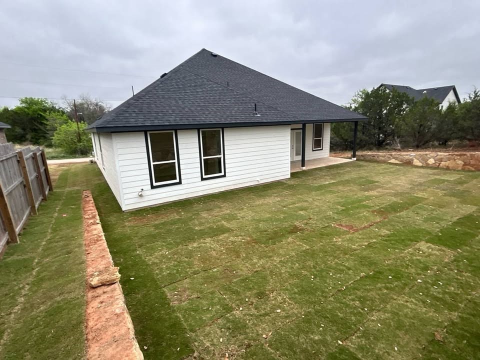 2215 Beverly Drive Granbury TX 76048