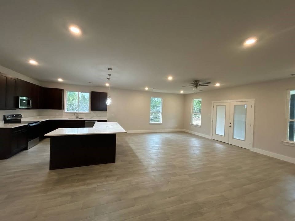 2215 Beverly Drive Granbury TX 76048